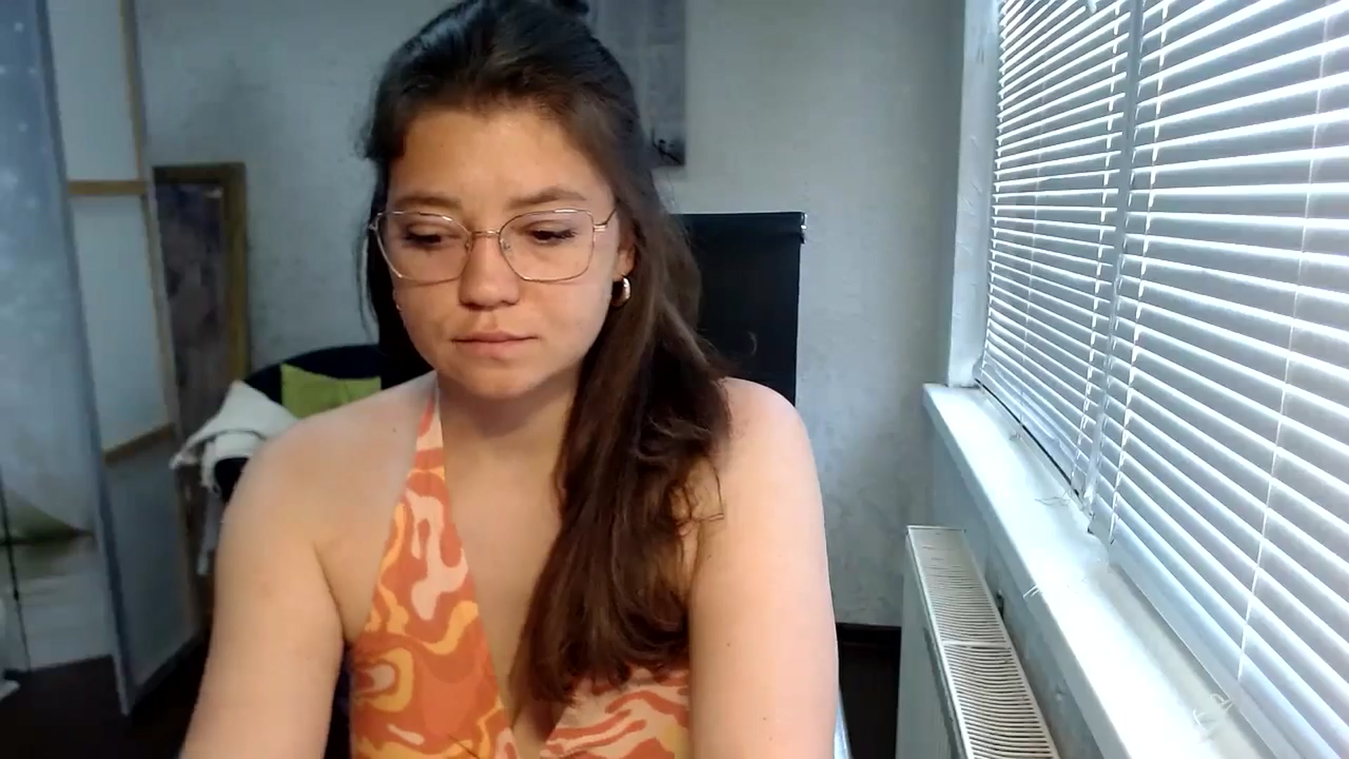 Gallery image thumbnail from SweetArinaA's myfreecams stream on, 07/21/2024, 11:49 image 2 of 20