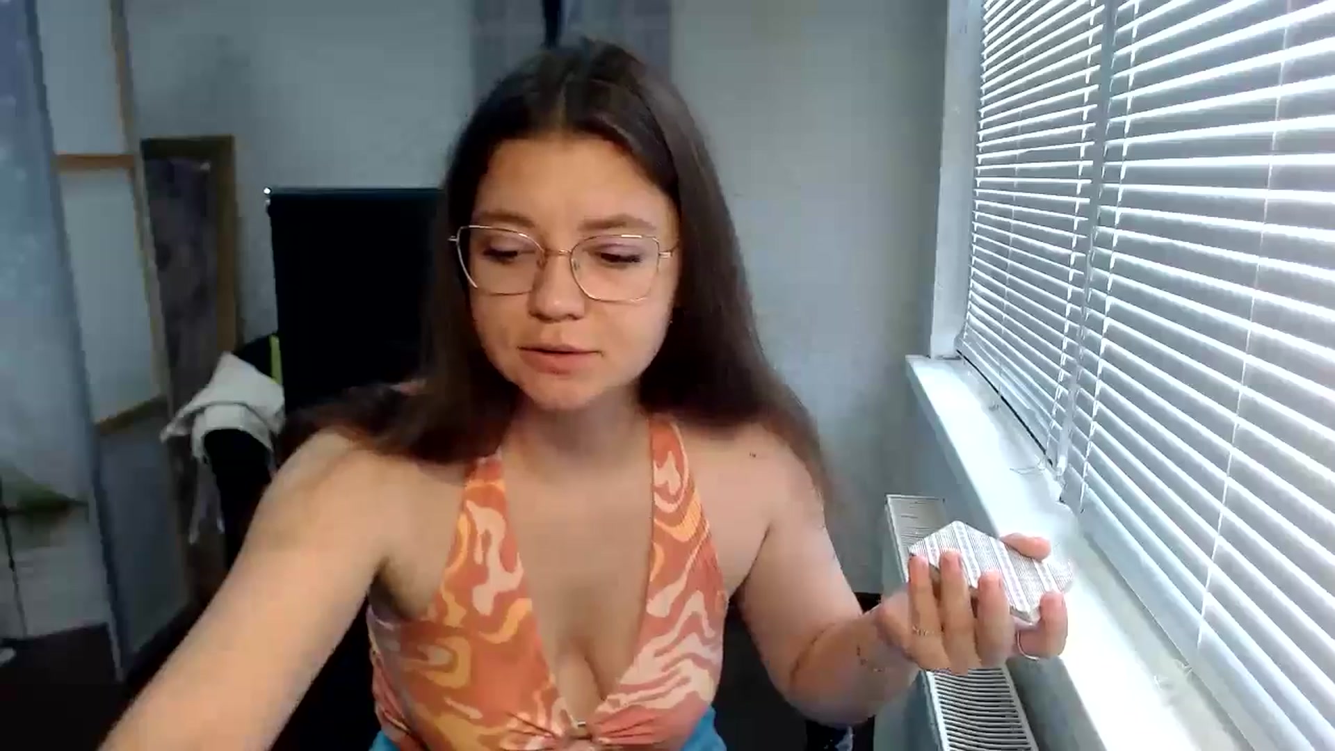 Gallery image thumbnail from SweetArinaA's myfreecams stream on, 07/21/2024, 11:49 image 12 of 20