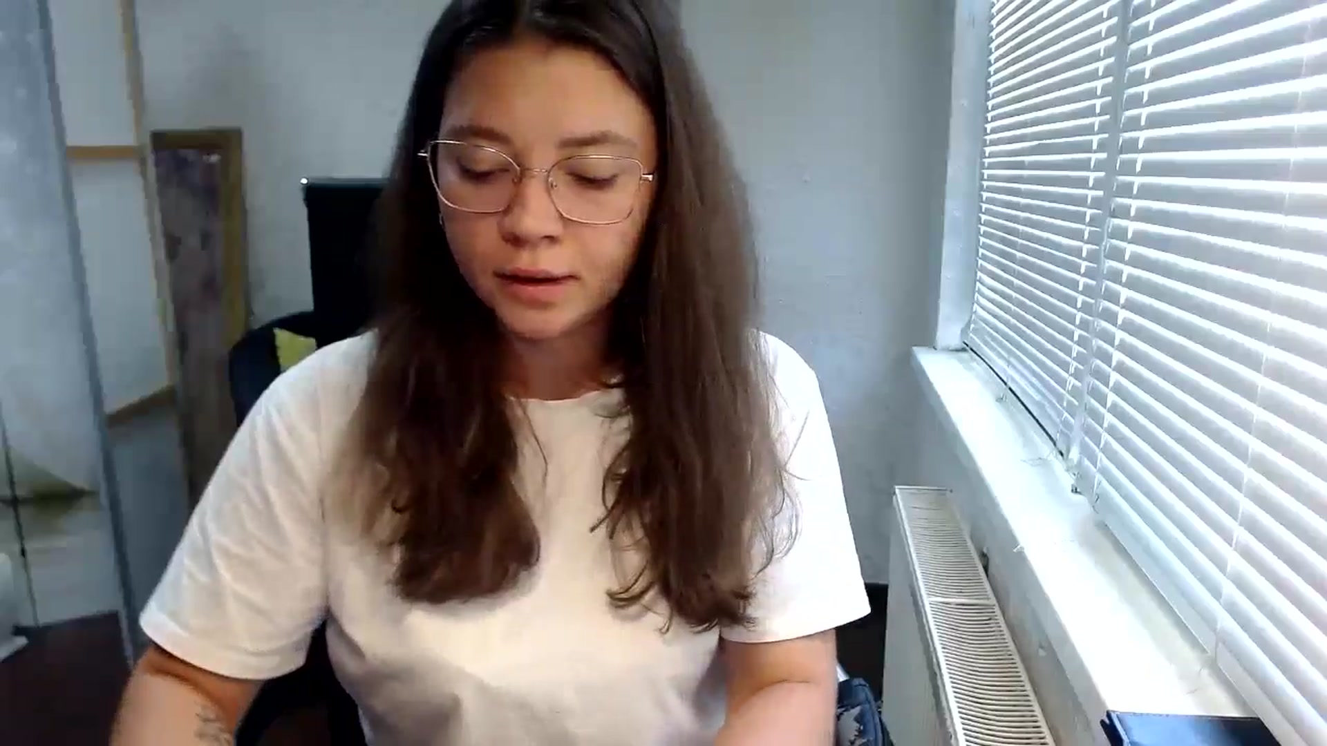 Gallery image thumbnail from SweetArinaA's myfreecams stream on, 07/22/2024, 10:34 image 19 of 20
