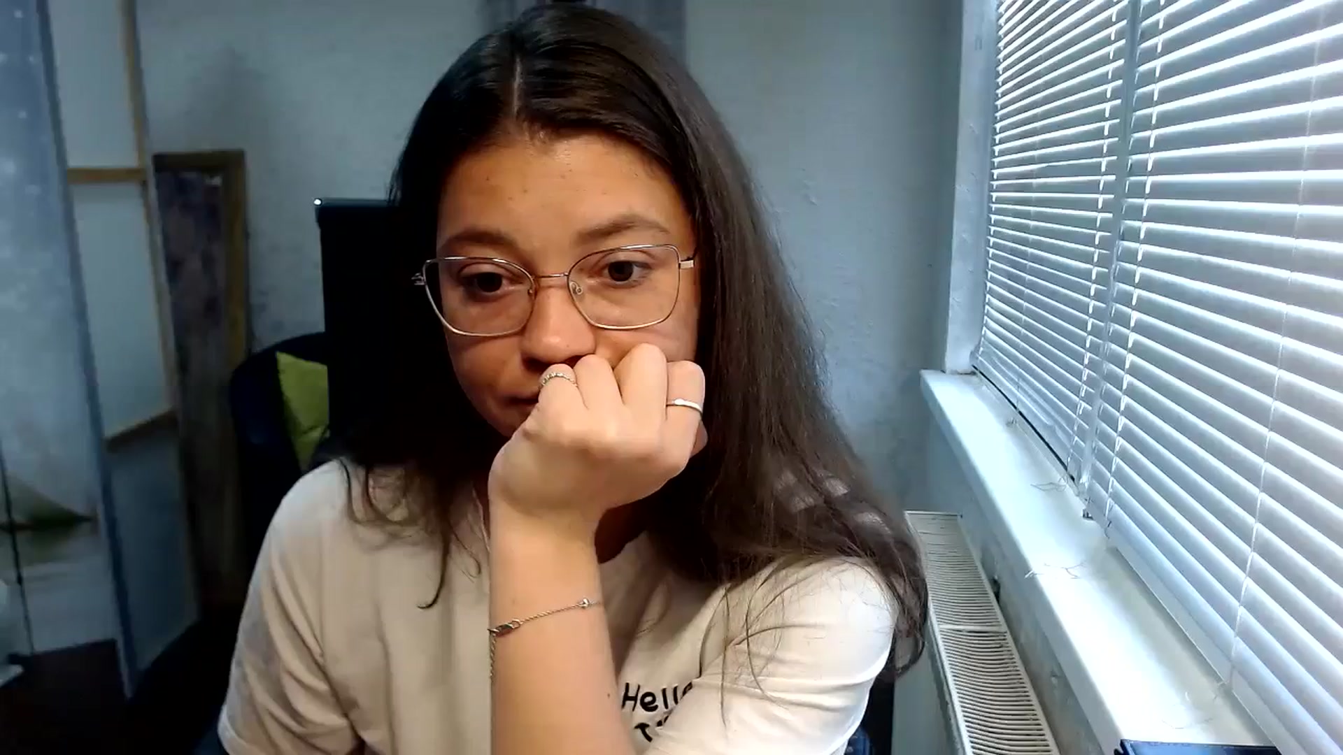 Gallery image thumbnail from SweetArinaA's myfreecams stream on, 07/22/2024, 10:34 image 8 of 20