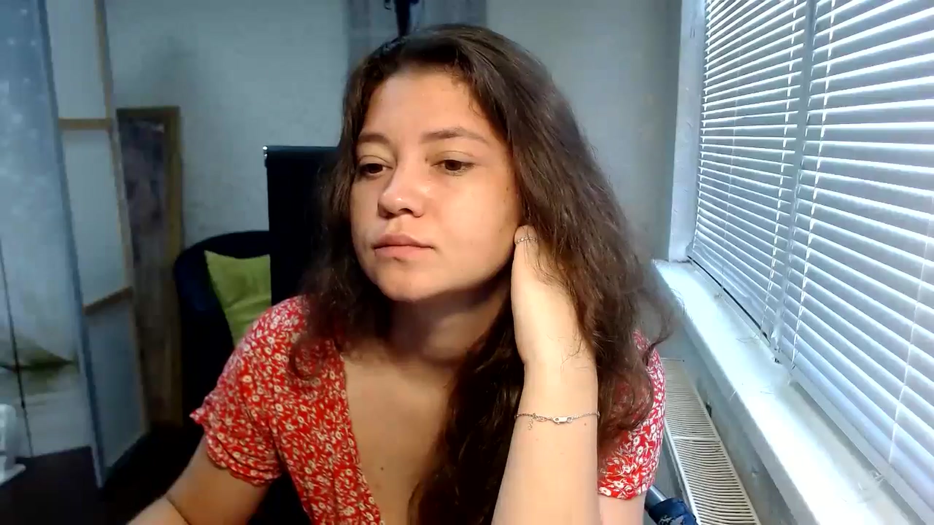 Gallery image thumbnail from SweetArinaA's myfreecams stream on, 07/23/2024, 10:20 image 3 of 20
