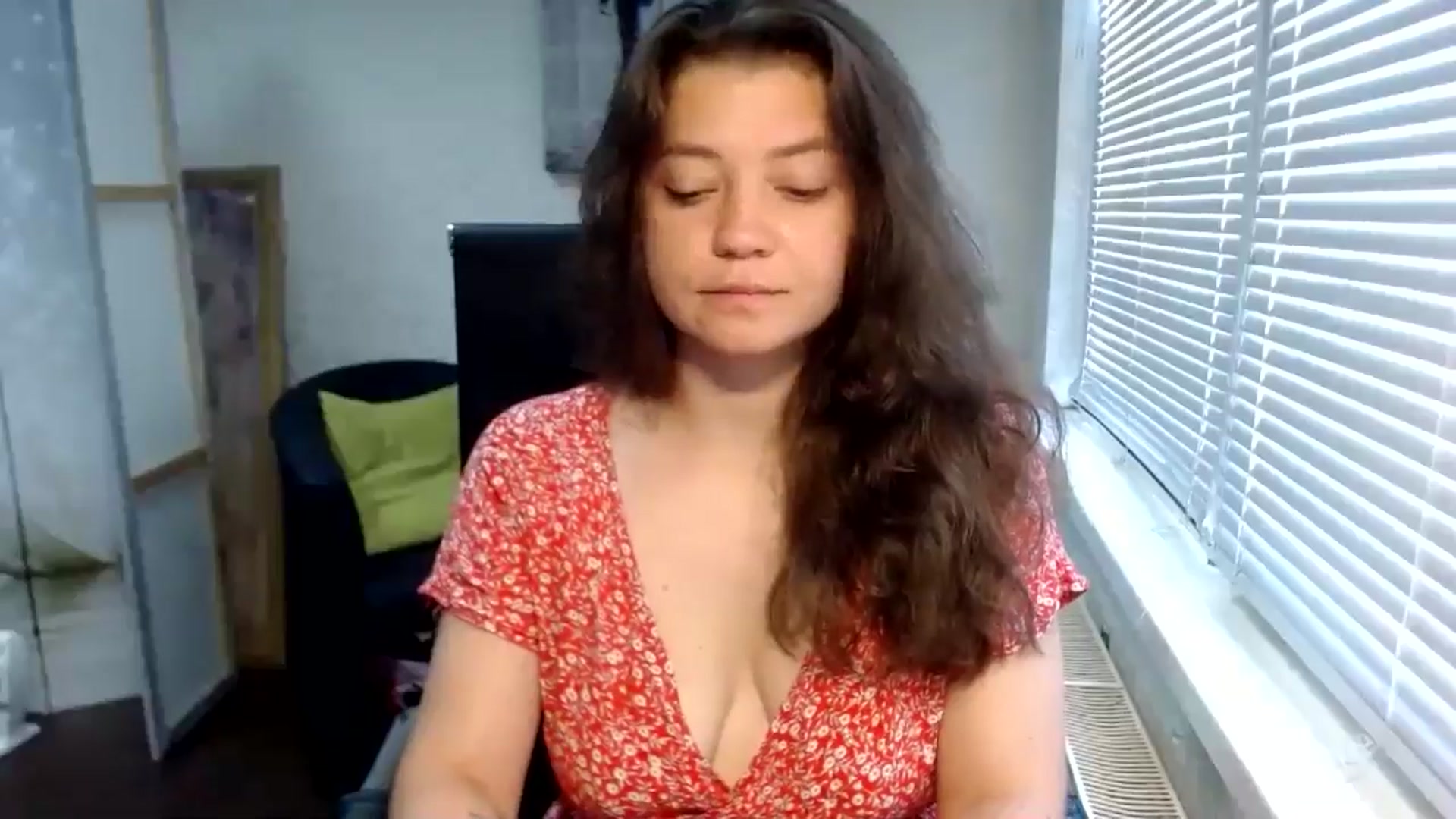 Gallery image thumbnail from SweetArinaA's myfreecams stream on, 07/23/2024, 10:20 image 2 of 20