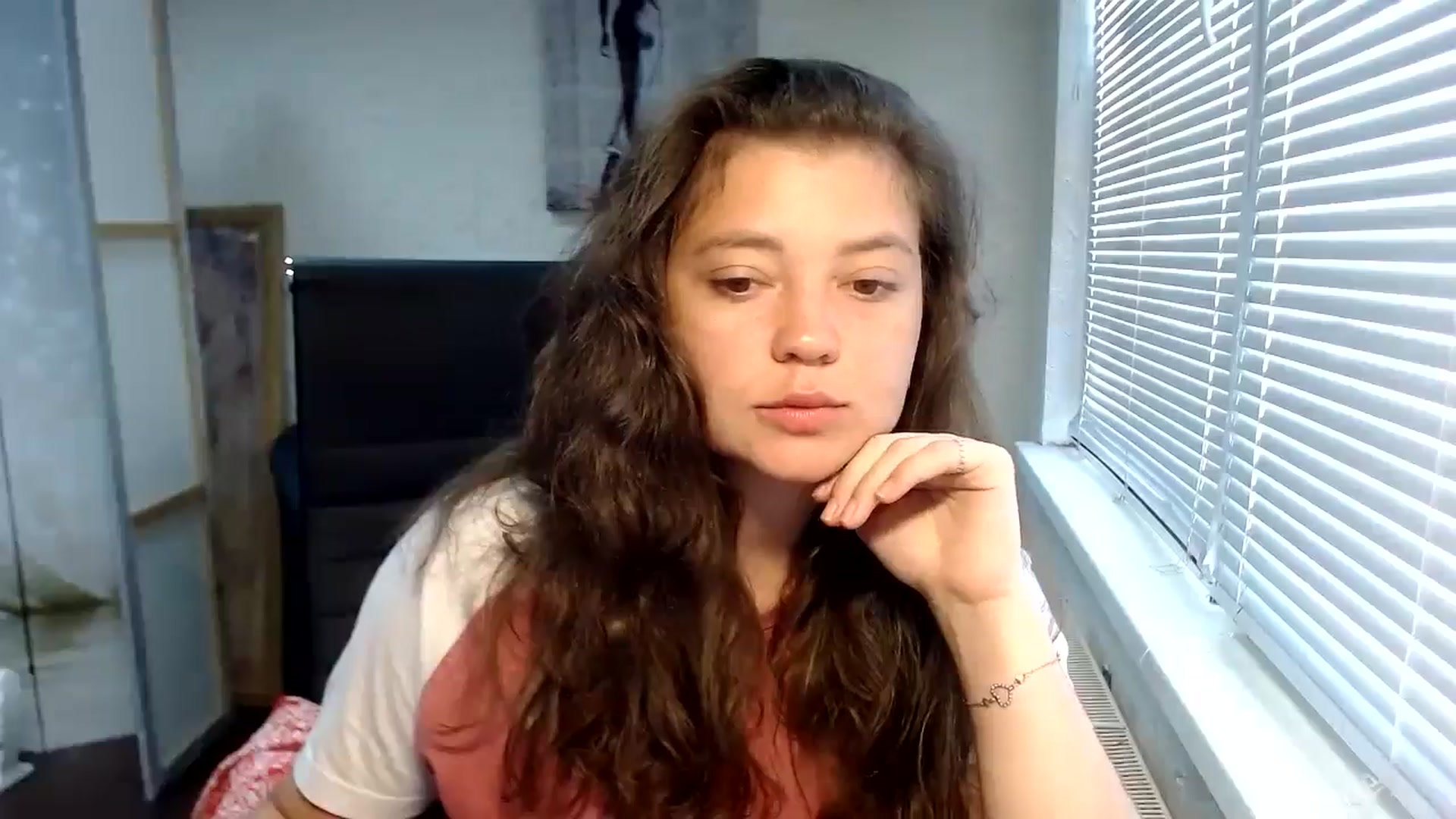 Gallery image thumbnail from SweetArinaA's myfreecams stream on, 07/23/2024, 10:47 image 5 of 20