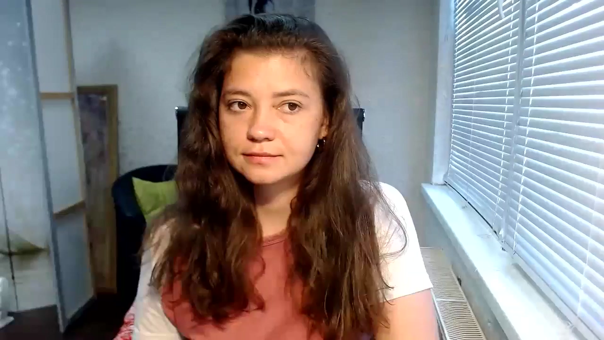 Gallery image thumbnail from SweetArinaA's myfreecams stream on, 07/23/2024, 10:47 image 1 of 20