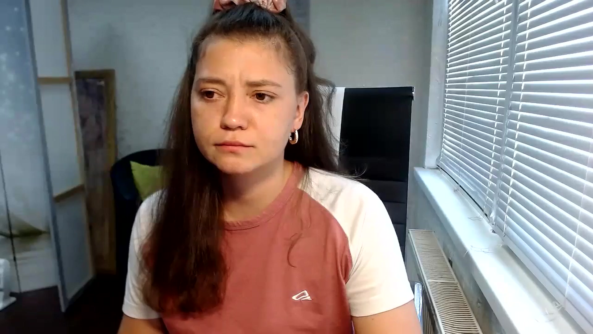Gallery image thumbnail from SweetArinaA's myfreecams stream on, 07/23/2024, 11:59 image 15 of 20