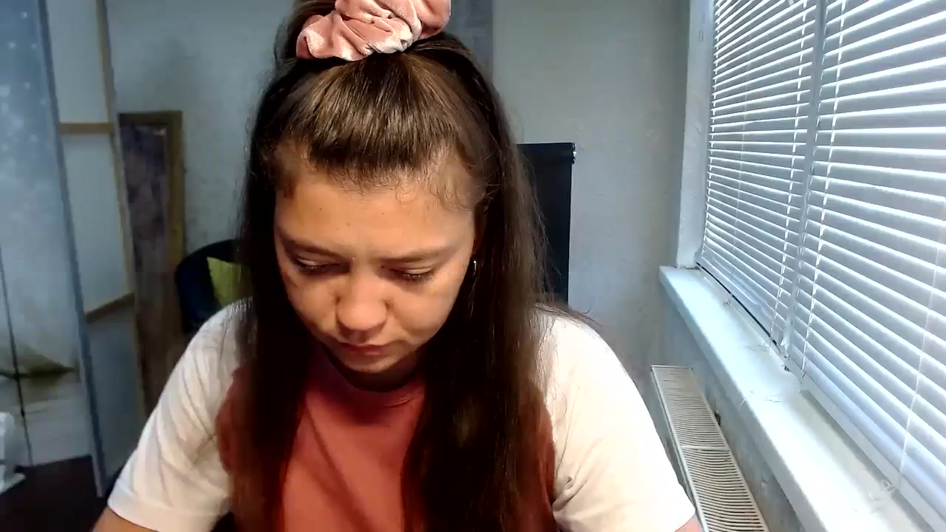 Gallery image thumbnail from SweetArinaA's myfreecams stream on, 07/23/2024, 11:59 image 19 of 20