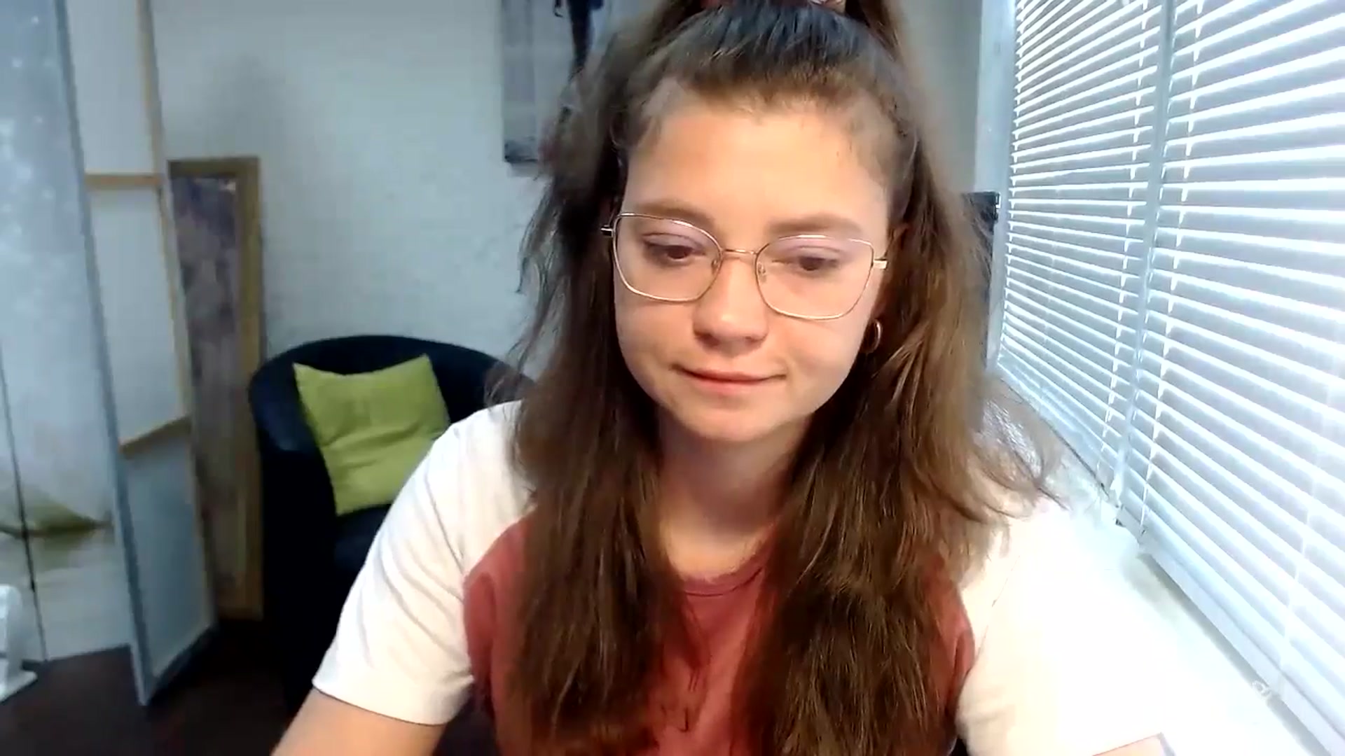 Gallery image thumbnail from SweetArinaA's myfreecams stream on, 07/23/2024, 12:45 image 19 of 20