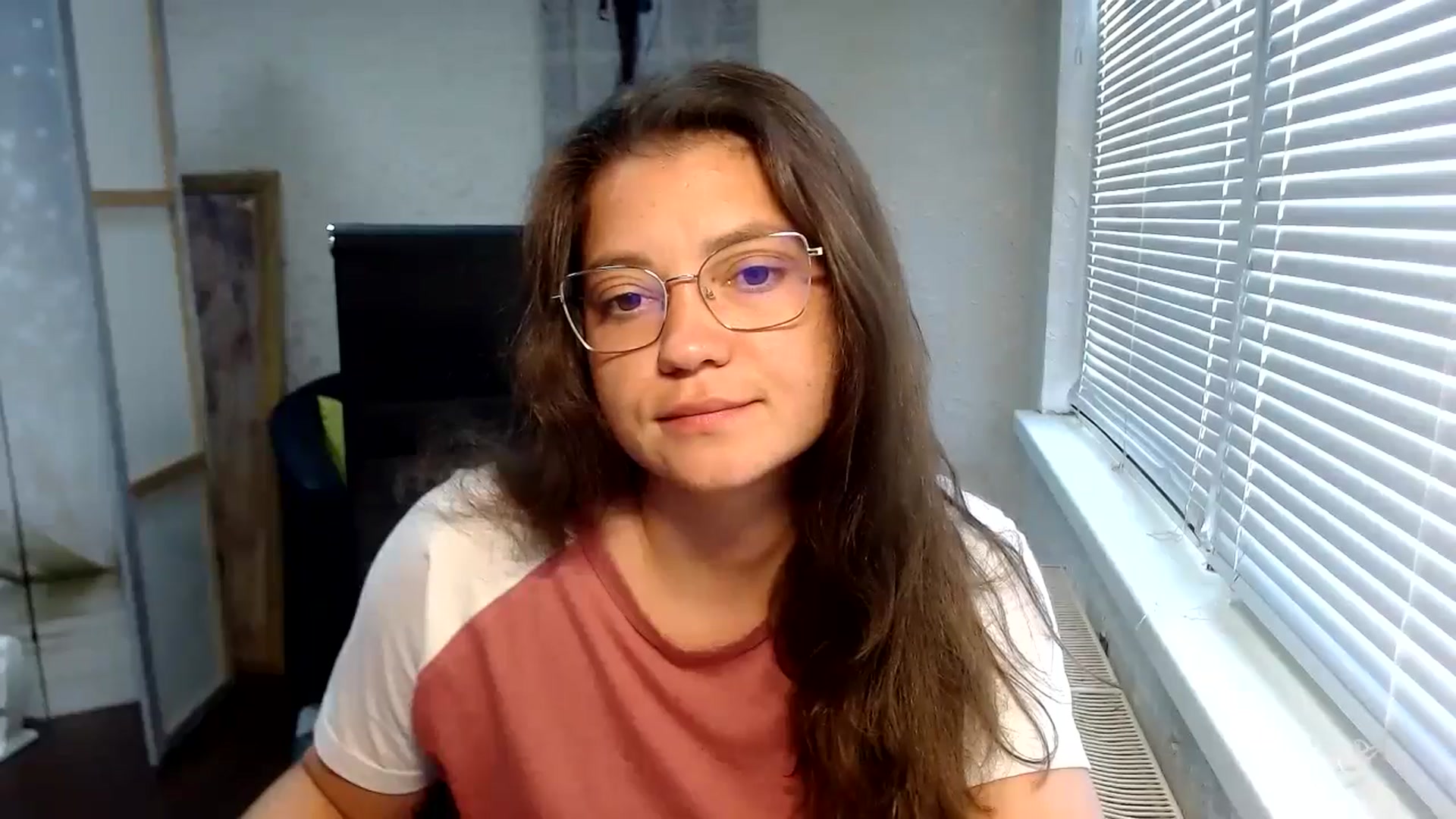 Gallery image thumbnail from SweetArinaA's myfreecams stream on, 07/23/2024, 12:45 image 4 of 20