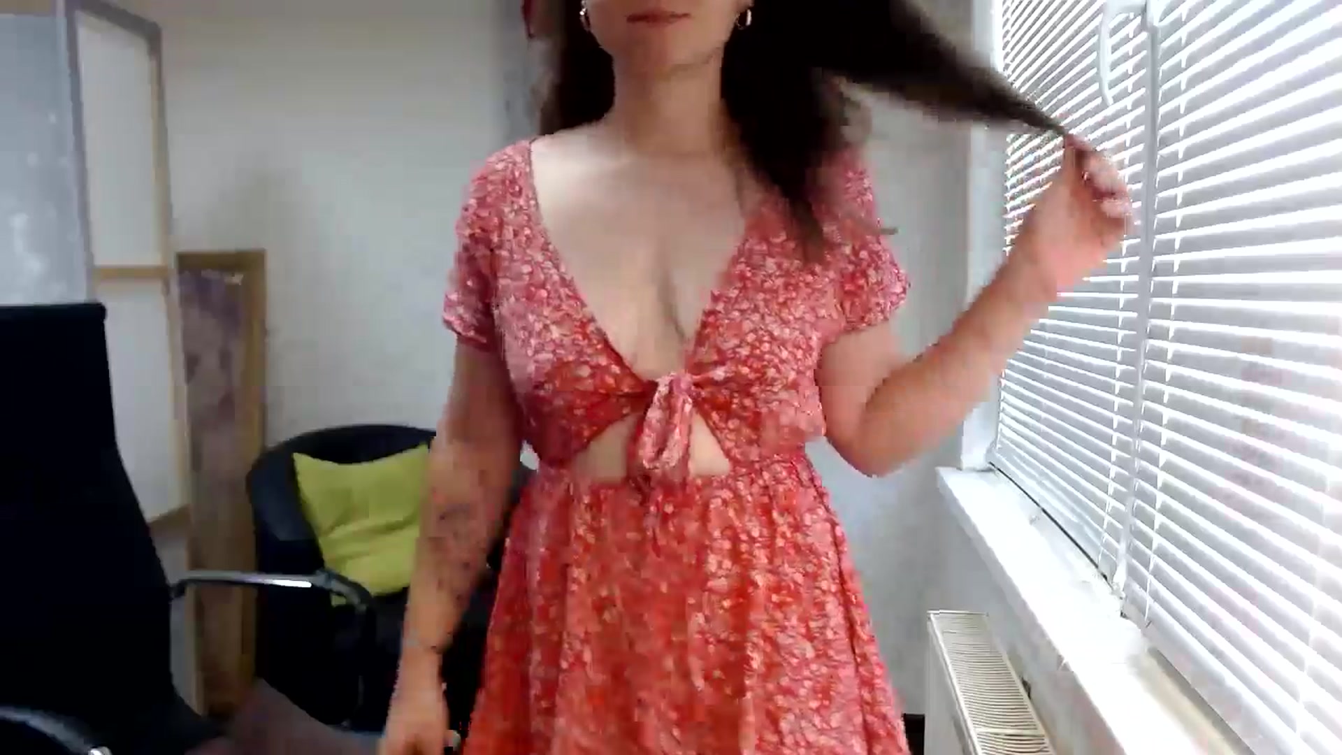 Gallery image thumbnail from SweetArinaA's myfreecams stream on, 07/23/2024, 13:17 image 11 of 20