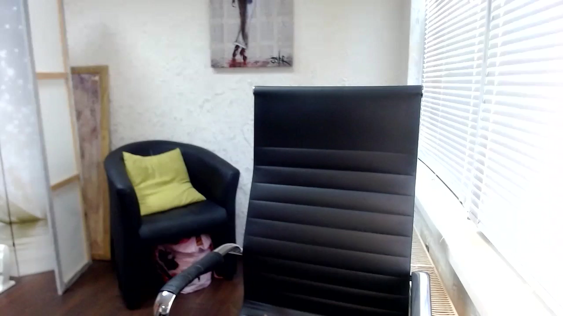 Gallery image thumbnail from SweetArinaA's myfreecams stream on, 07/23/2024, 13:17 image 1 of 20
