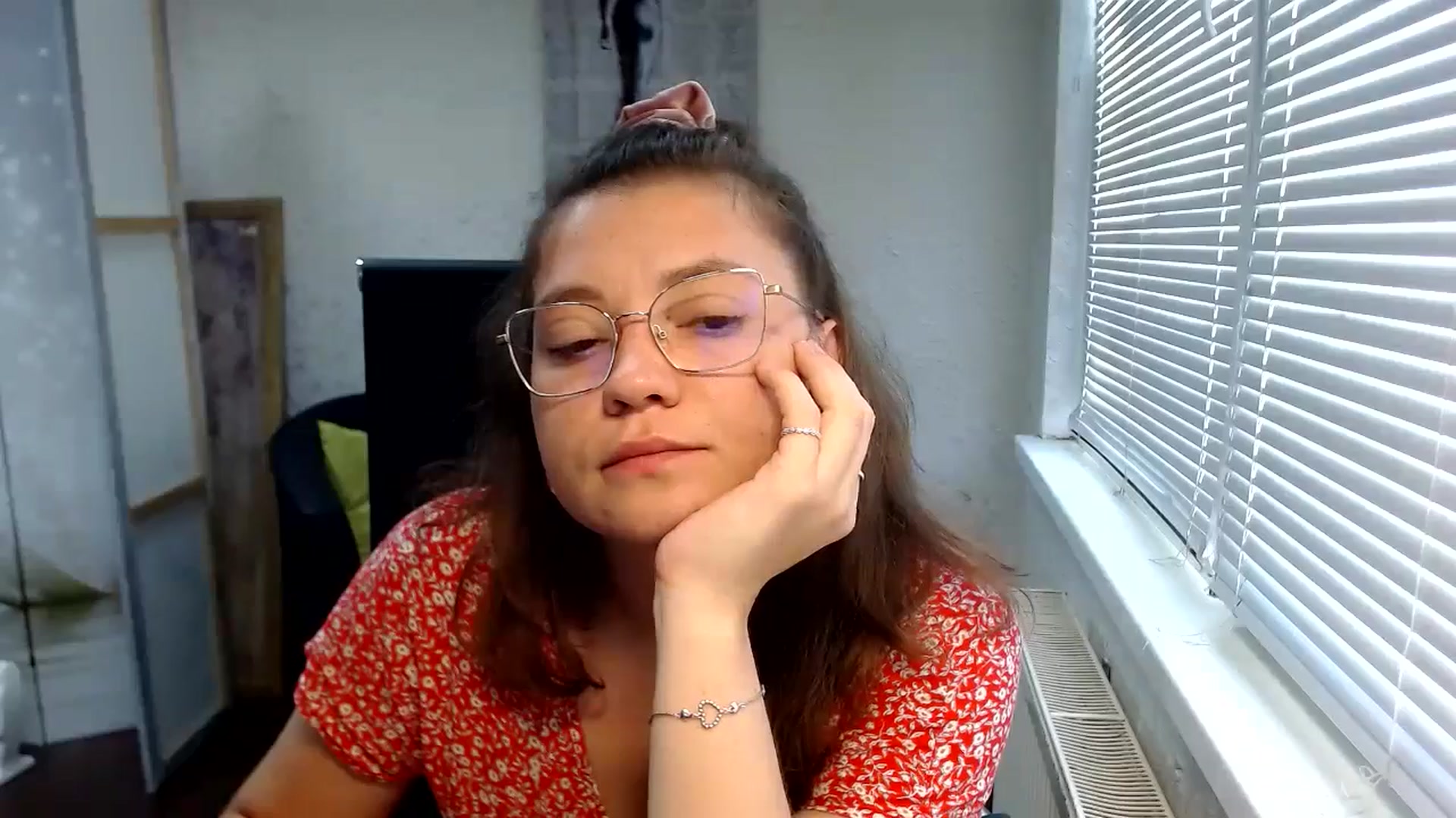 Gallery image thumbnail from SweetArinaA's myfreecams stream on, 07/23/2024, 13:17 image 20 of 20