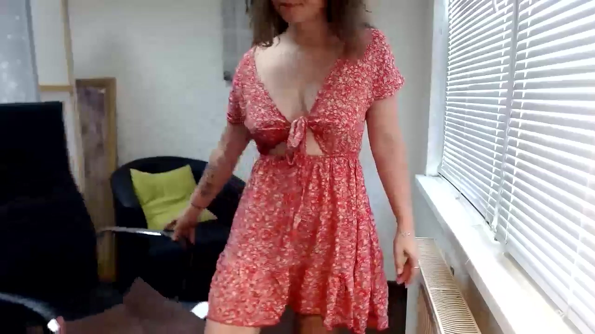 Gallery image thumbnail from SweetArinaA's myfreecams stream on, 07/23/2024, 13:17 image 10 of 20