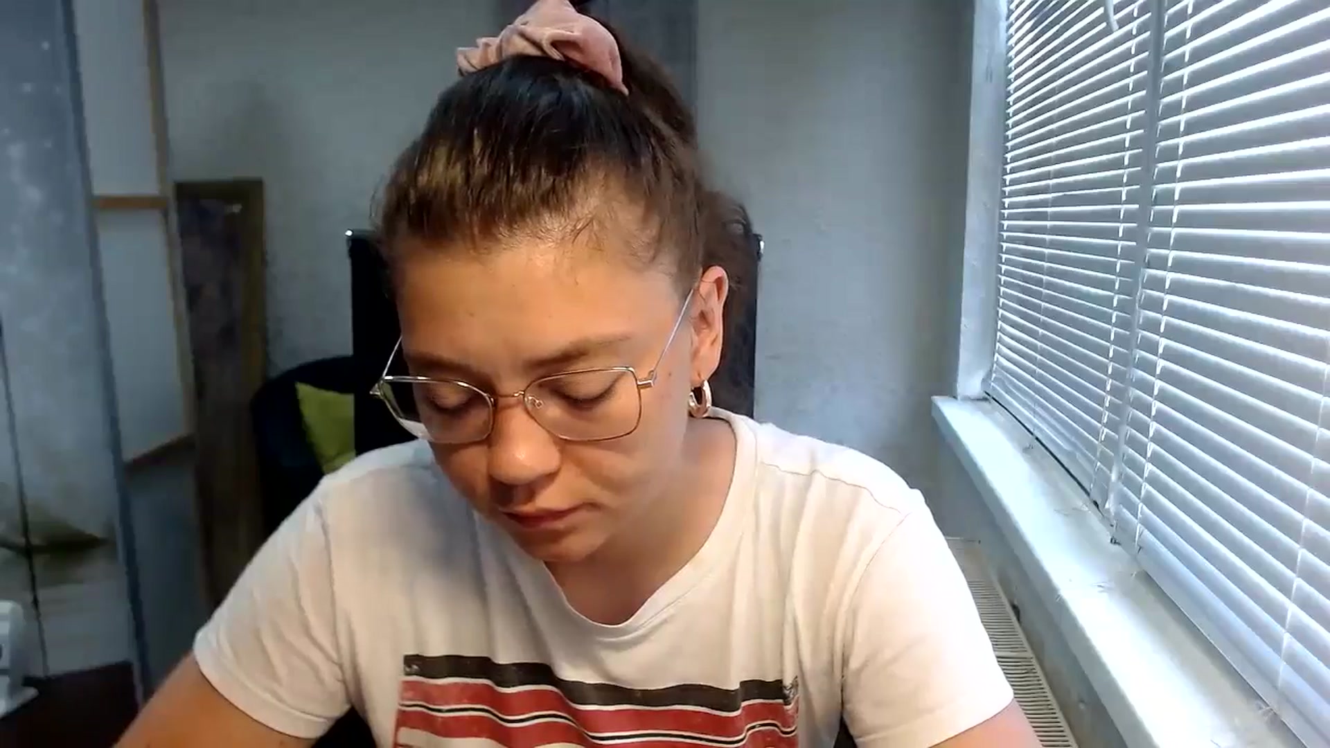 Gallery image thumbnail from SweetArinaA's myfreecams stream on, 07/24/2024, 07:24 image 8 of 20