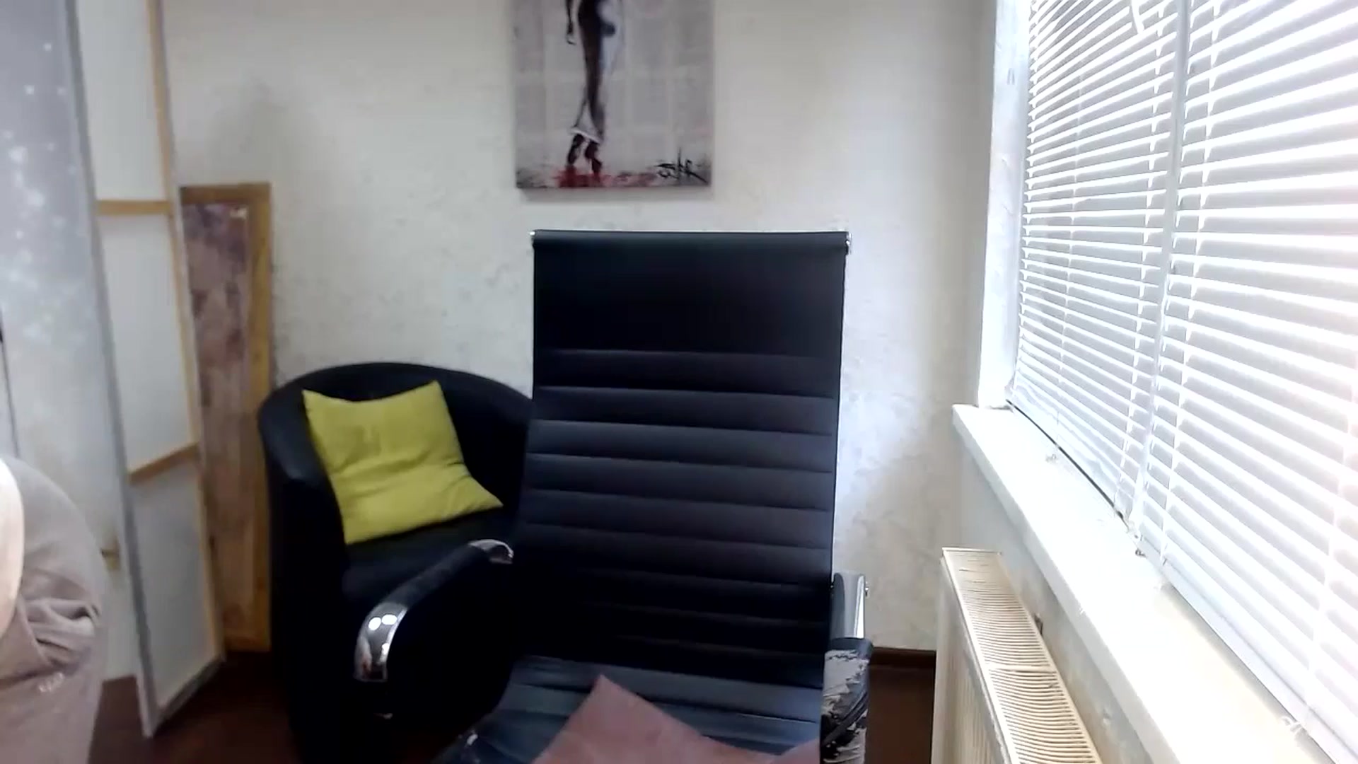Gallery image thumbnail from SweetArinaA's myfreecams stream on, 07/24/2024, 07:24 image 18 of 20