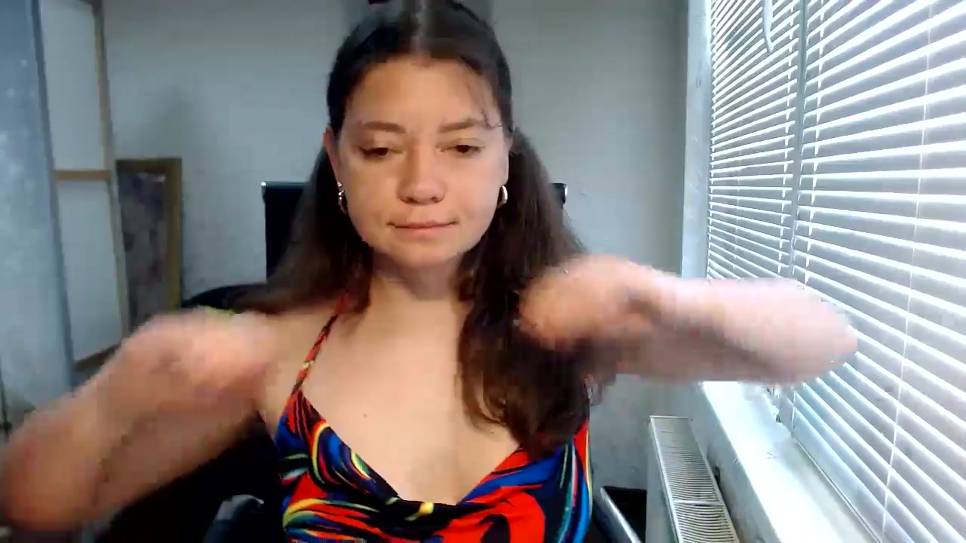 Gallery image thumbnail from SweetArinaA's myfreecams stream on, 07/25/2024, 09:49 image 16 of 20