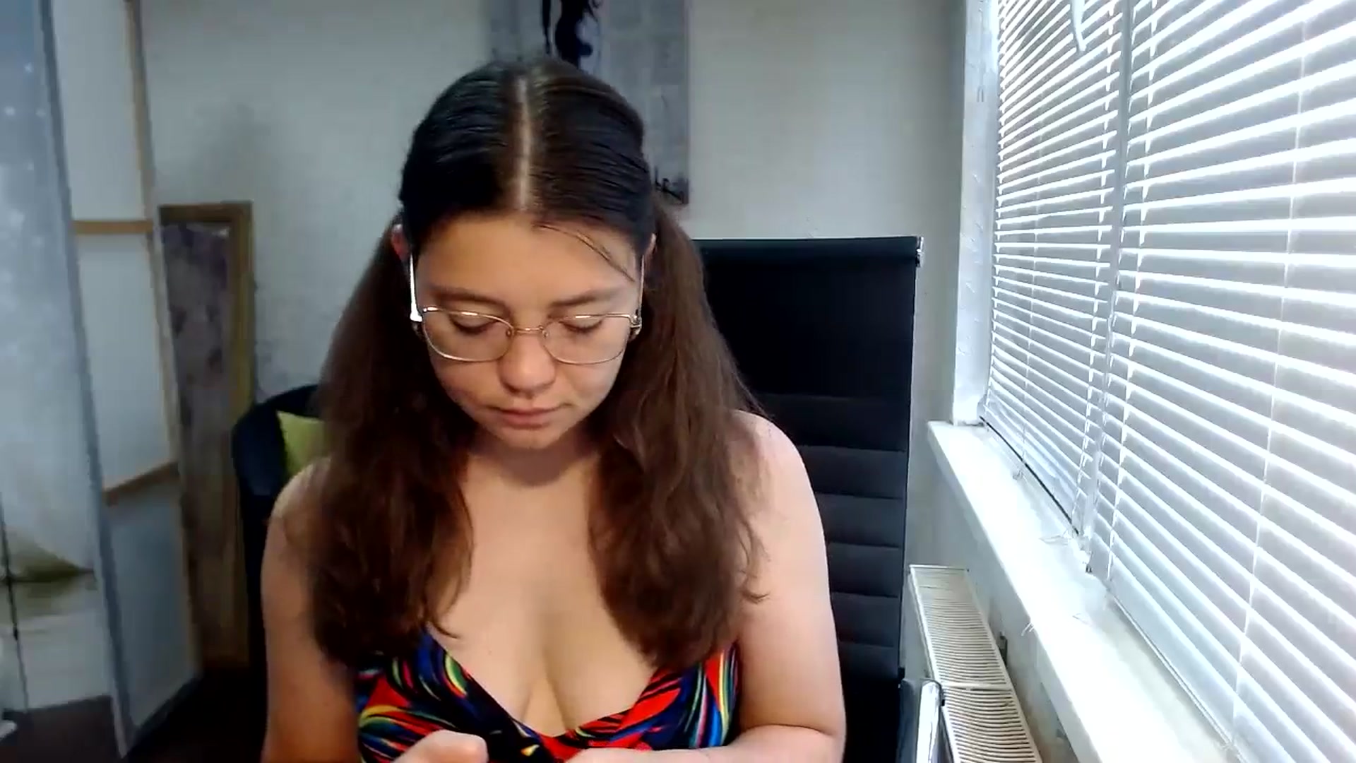 Gallery image thumbnail from SweetArinaA's myfreecams stream on, 07/25/2024, 09:49 image 3 of 20