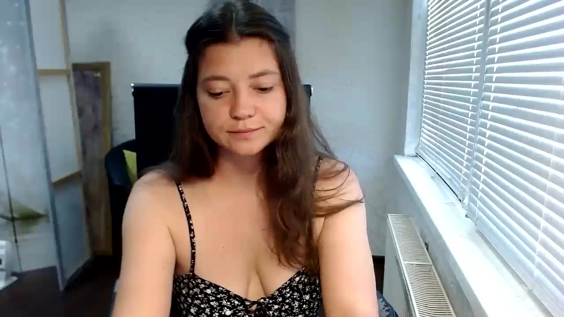 Gallery image thumbnail from SweetArinaA's myfreecams stream on, 07/25/2024, 12:44 image 15 of 20