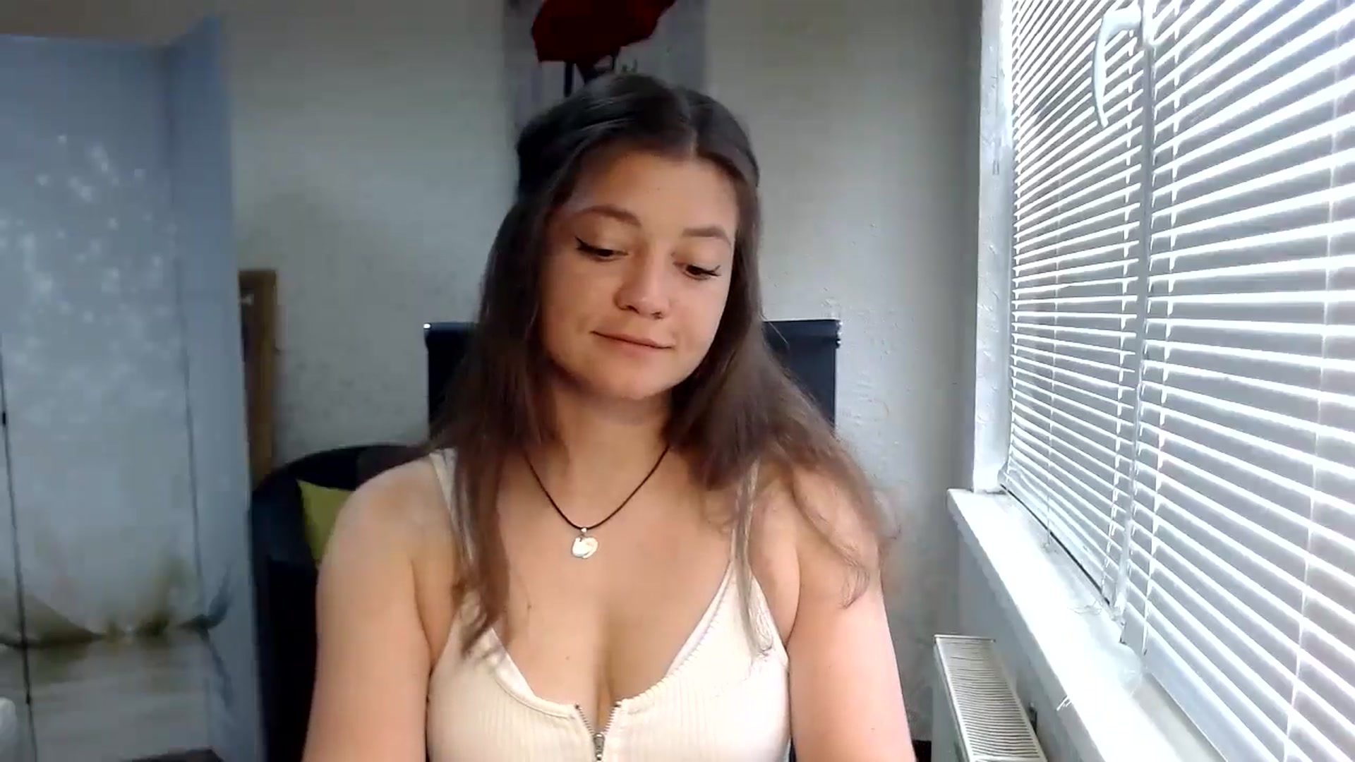 Gallery image thumbnail from SweetArinaA's myfreecams stream on, 07/27/2024, 09:21 image 9 of 20