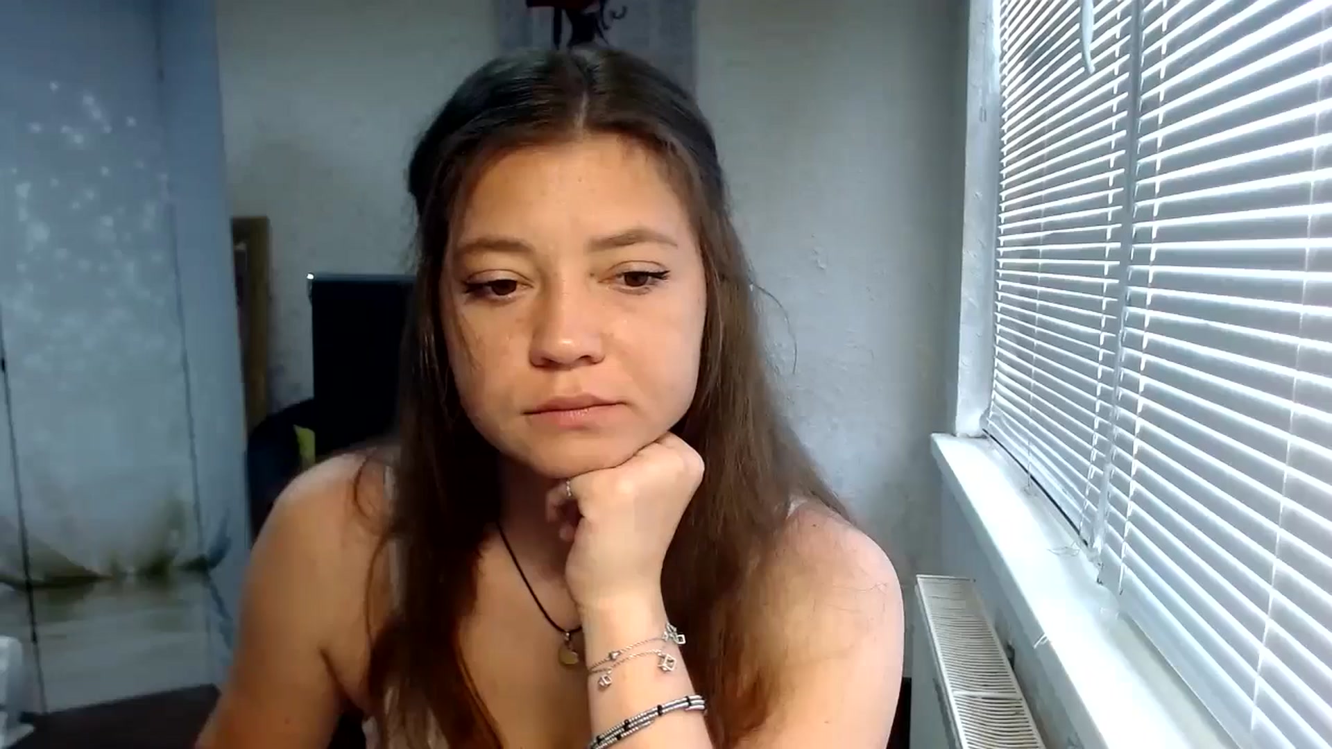 Gallery image thumbnail from SweetArinaA's myfreecams stream on, 07/27/2024, 09:47 image 9 of 20
