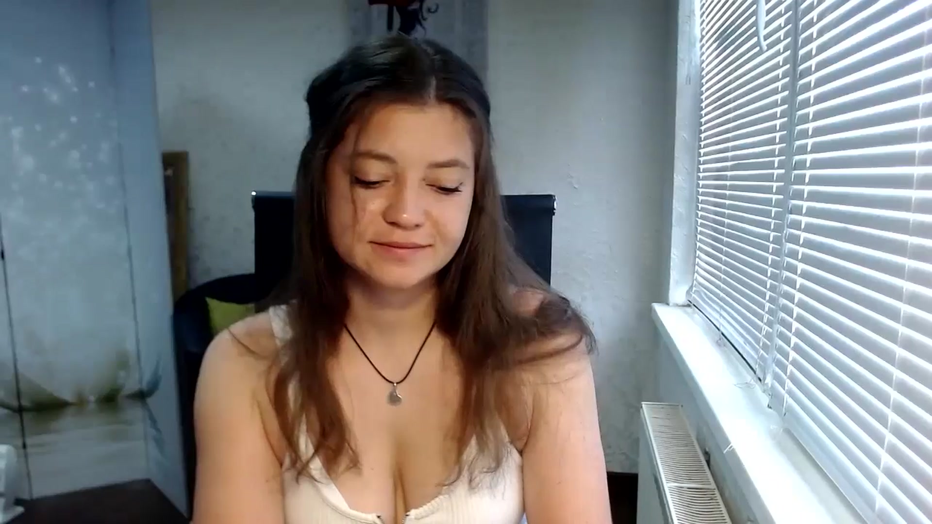 Gallery image thumbnail from SweetArinaA's myfreecams stream on, 07/27/2024, 09:47 image 14 of 20