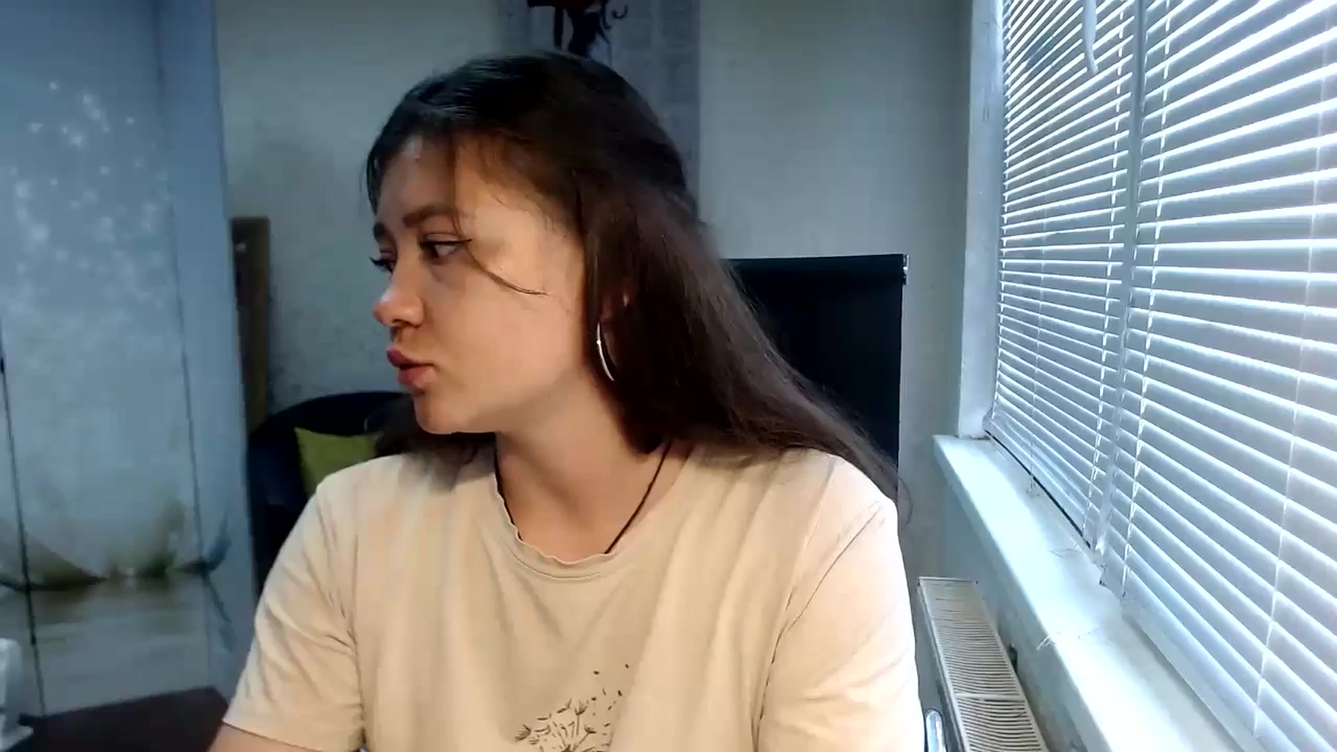 Gallery image thumbnail from SweetArinaA's myfreecams stream on, 07/27/2024, 11:18 image 8 of 20