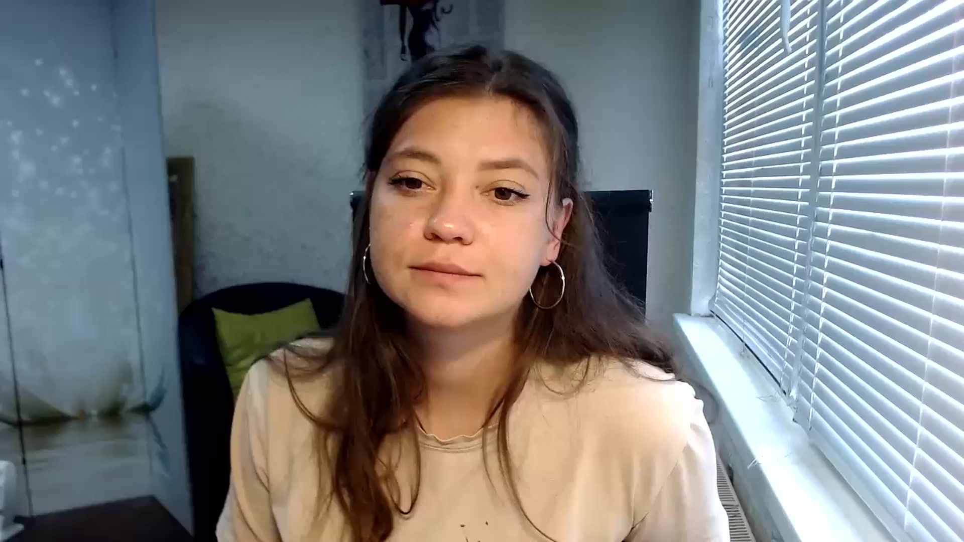 Gallery image thumbnail from SweetArinaA's myfreecams stream on, 07/27/2024, 11:18 image 3 of 20