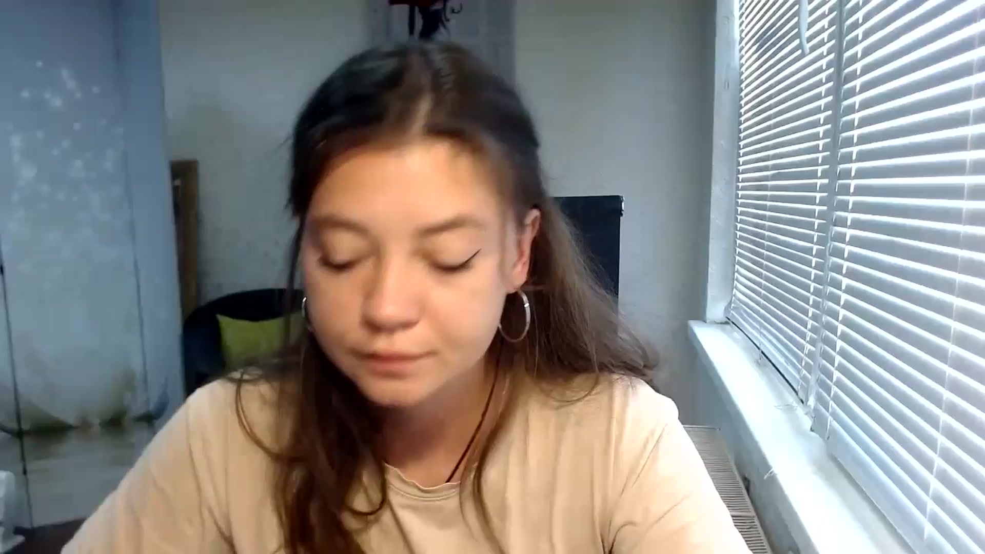 Gallery image thumbnail from SweetArinaA's myfreecams stream on, 07/27/2024, 11:18 image 1 of 20