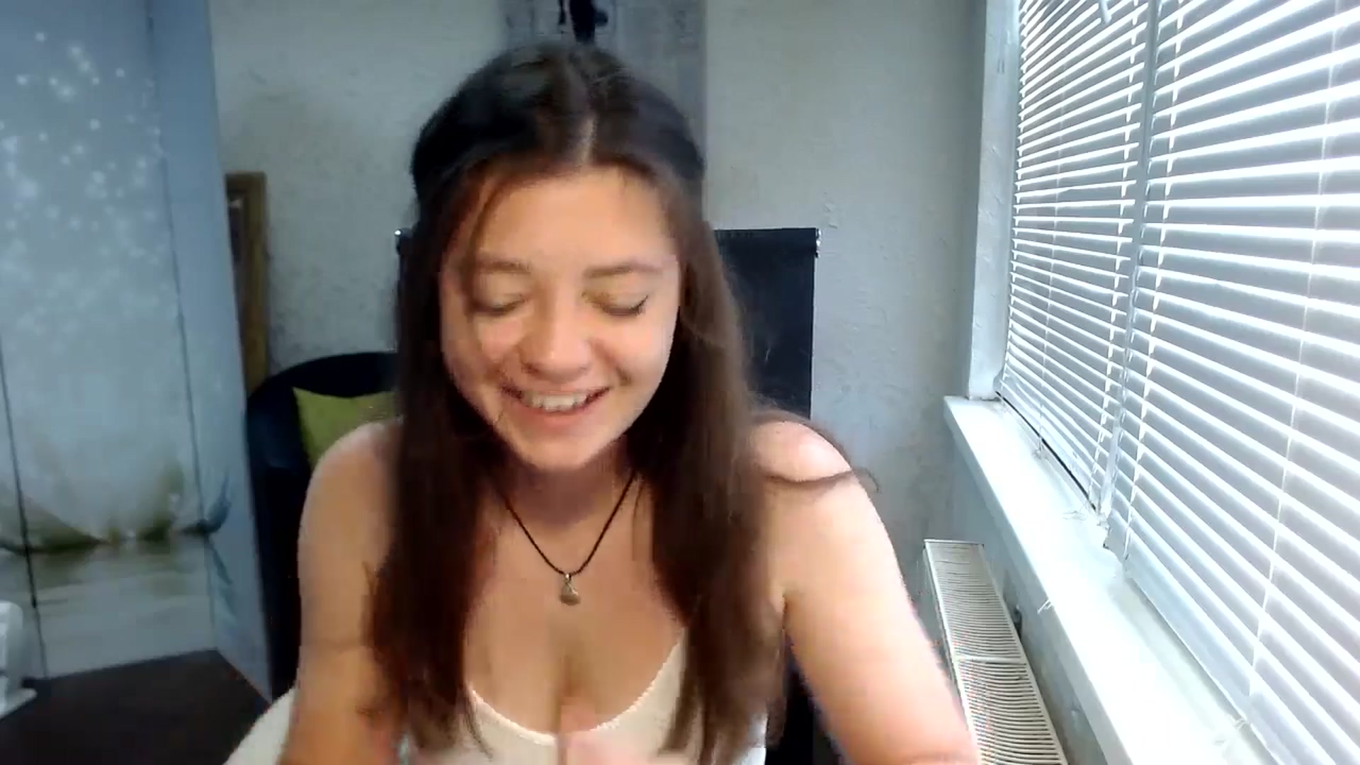 Gallery image thumbnail from SweetArinaA's myfreecams stream on, 07/27/2024, 12:20 image 18 of 20