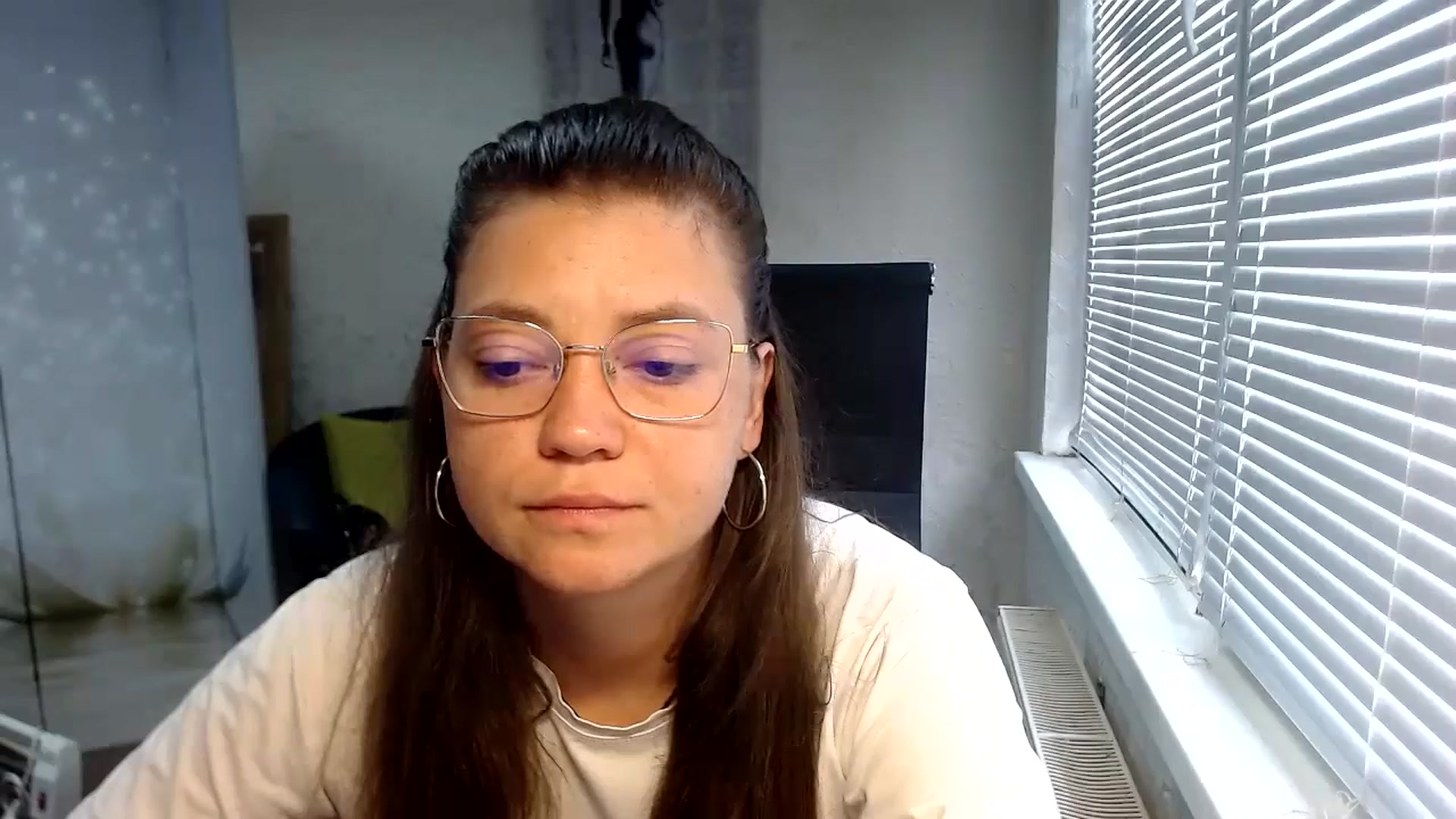 Gallery image thumbnail from SweetArinaA's myfreecams stream on, 07/28/2024, 09:41 image 17 of 20