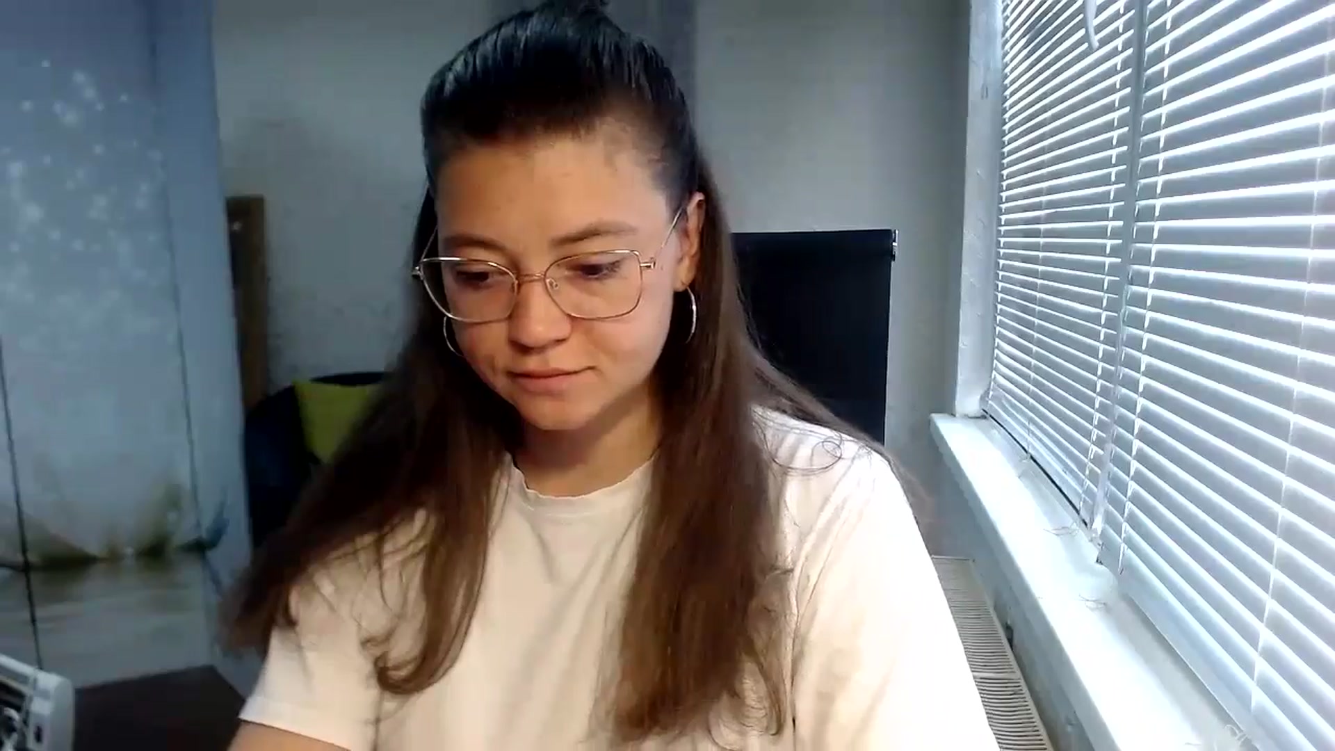 Gallery image thumbnail from SweetArinaA's myfreecams stream on, 07/28/2024, 09:41 image 14 of 20