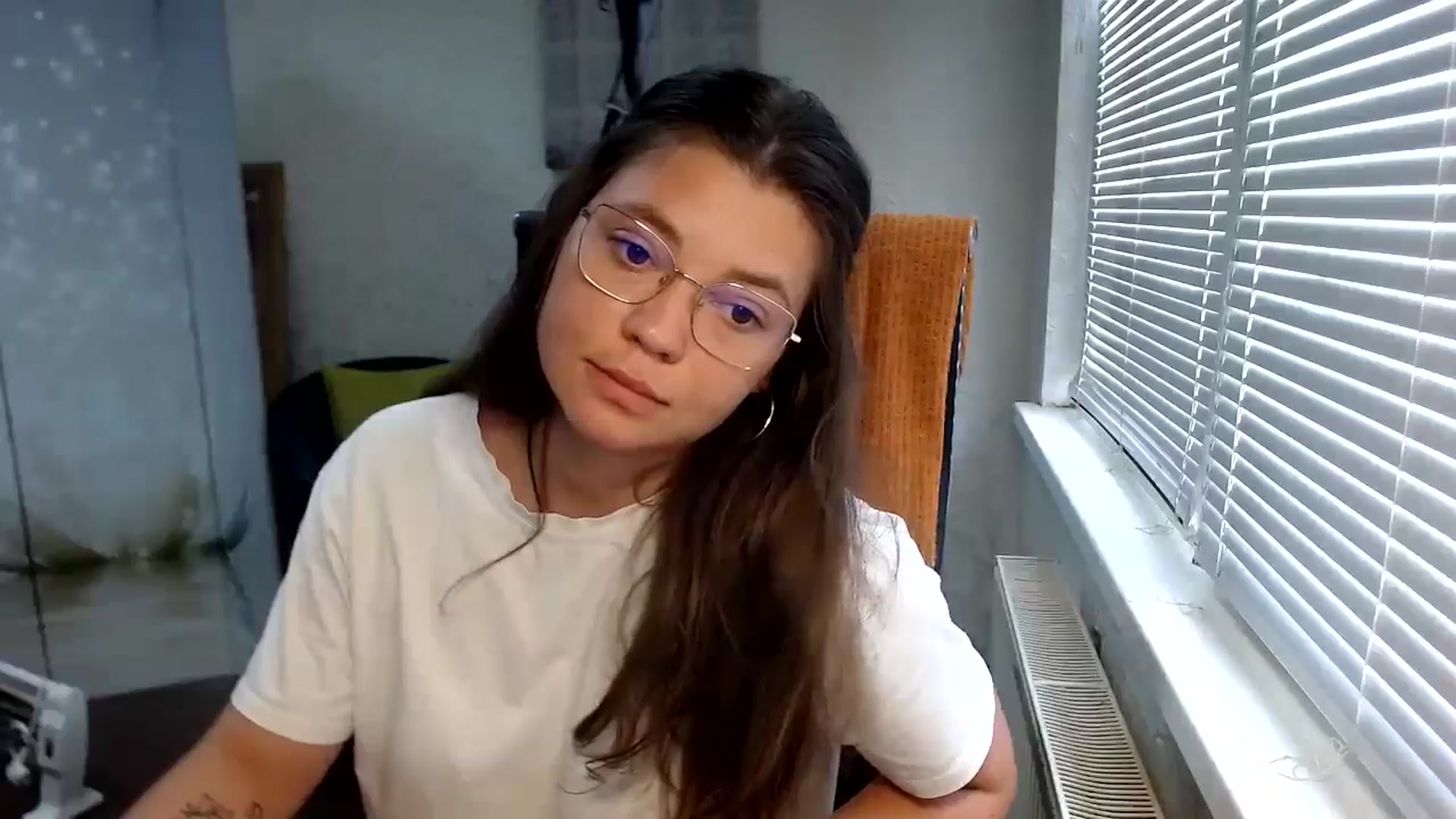 Gallery image thumbnail from SweetArinaA's myfreecams stream on, 07/28/2024, 13:31 image 16 of 20