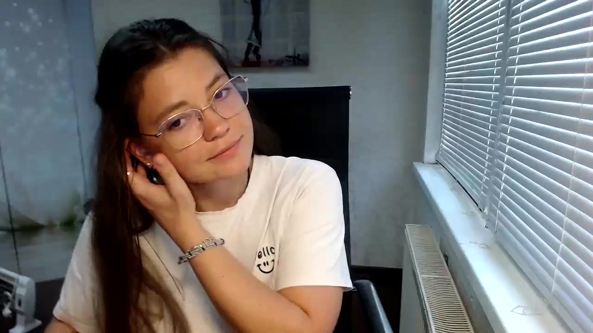 Gallery image thumbnail from SweetArinaA's myfreecams stream on, 07/28/2024, 14:52 image 7 of 20