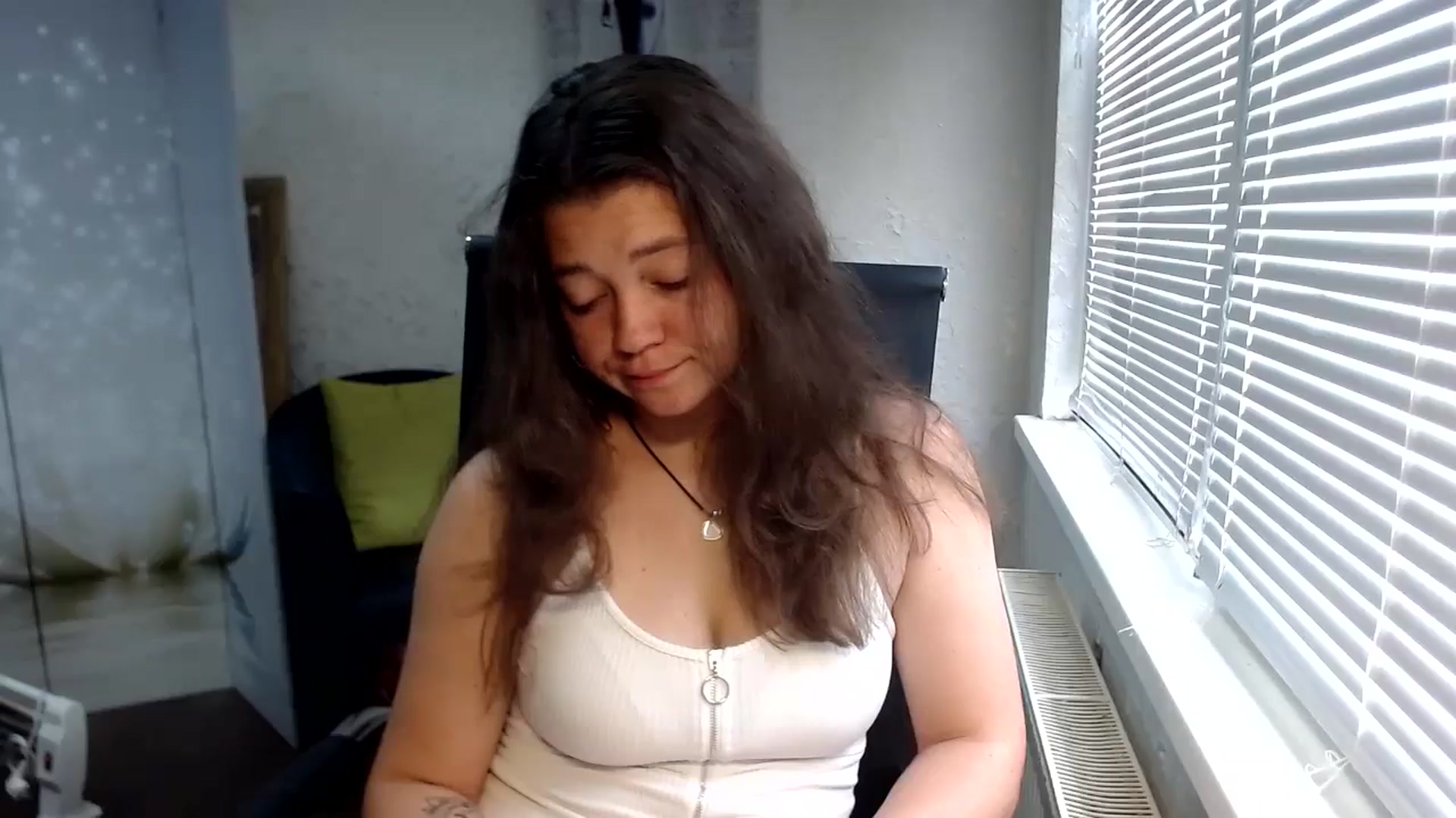 Gallery image thumbnail from SweetArinaA's myfreecams stream on, 07/30/2024, 10:40 image 5 of 20