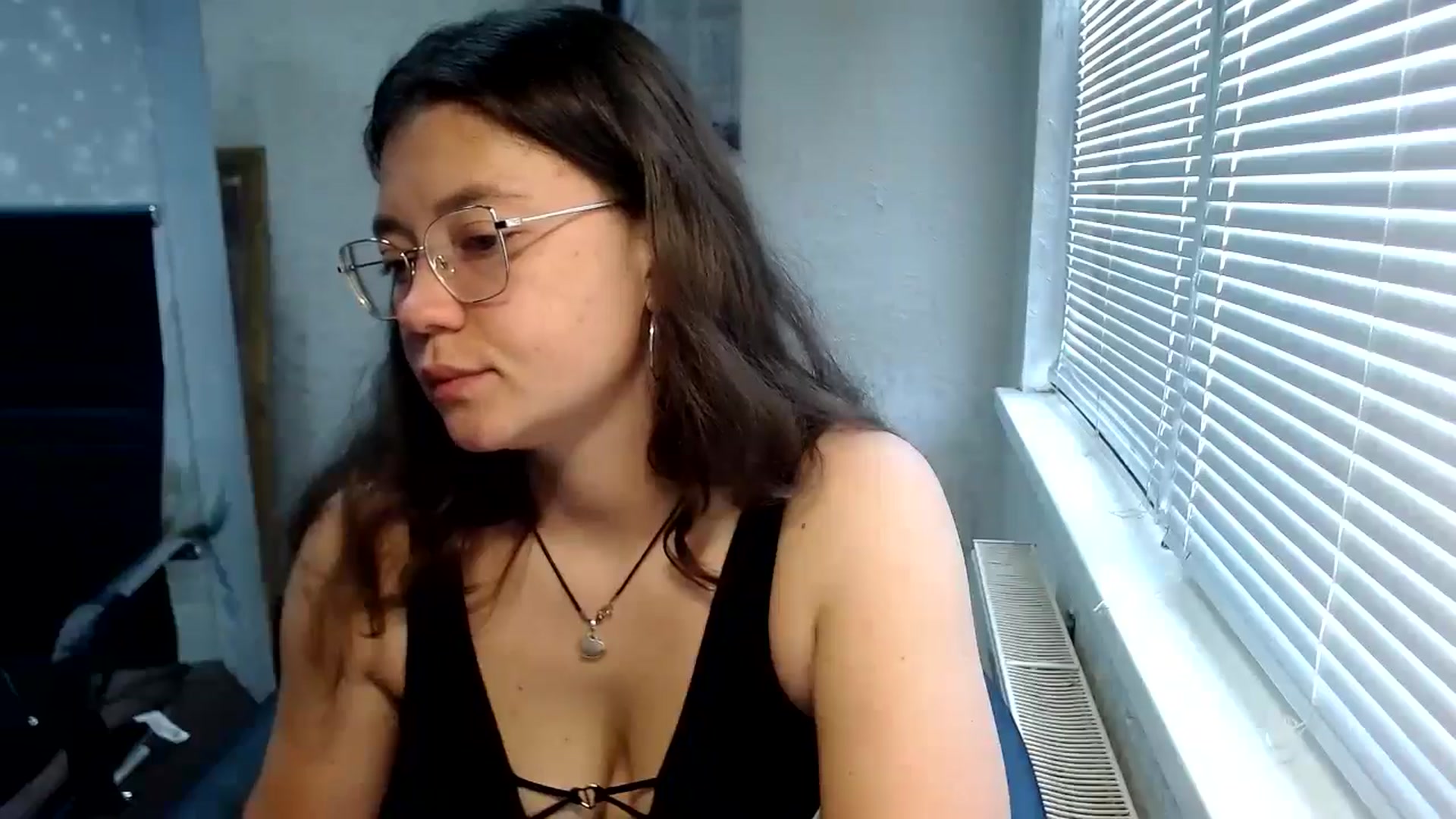 Gallery image thumbnail from SweetArinaA's myfreecams stream on, 08/09/2024, 09:11 image 7 of 20
