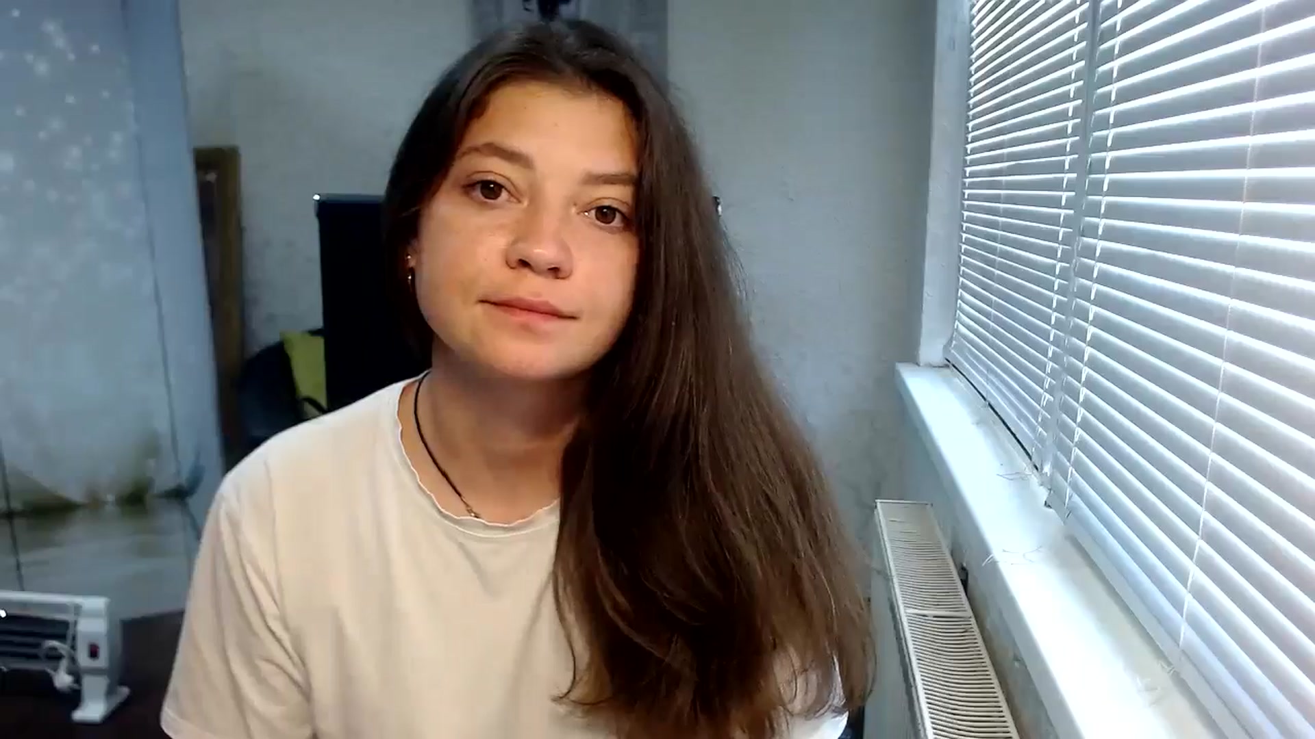 Gallery image thumbnail from SweetArinaA's myfreecams stream on, 08/10/2024, 12:03 image 18 of 20