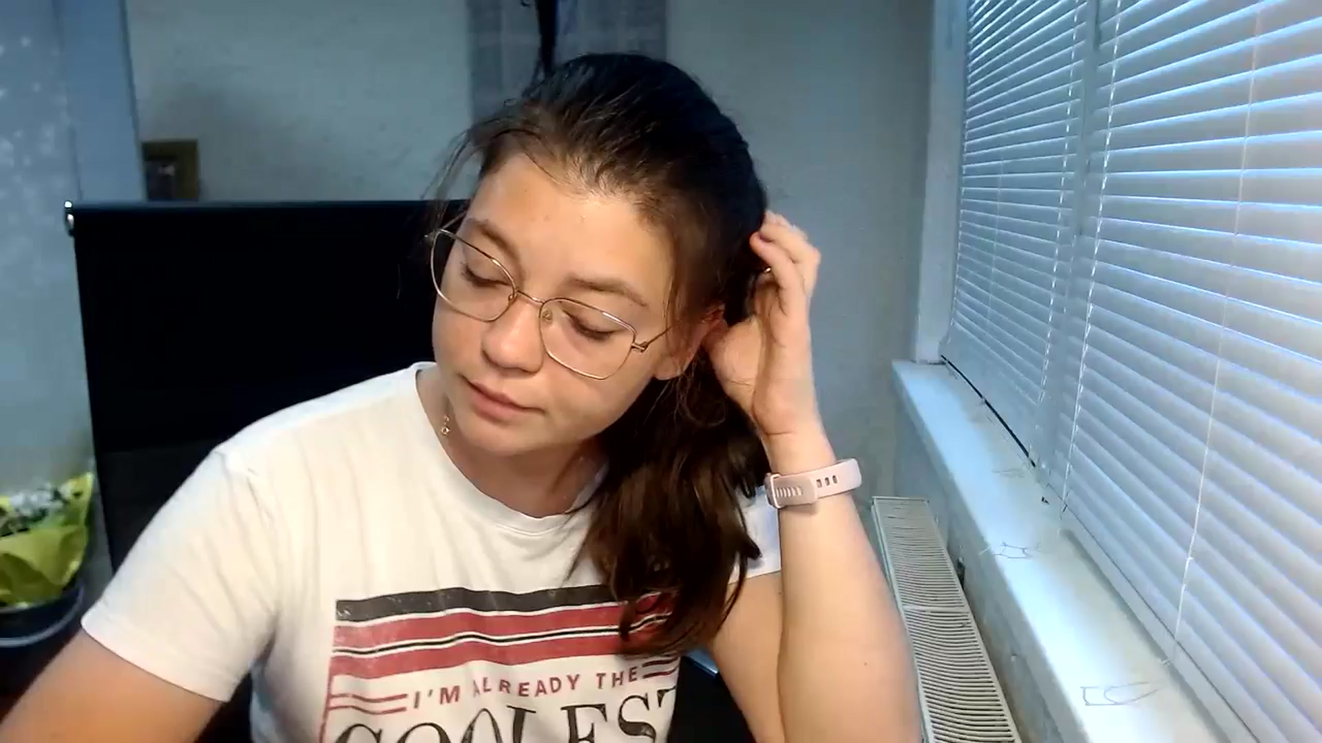 Gallery image thumbnail from SweetArinaA's myfreecams stream on, 08/18/2024, 15:49 image 15 of 20
