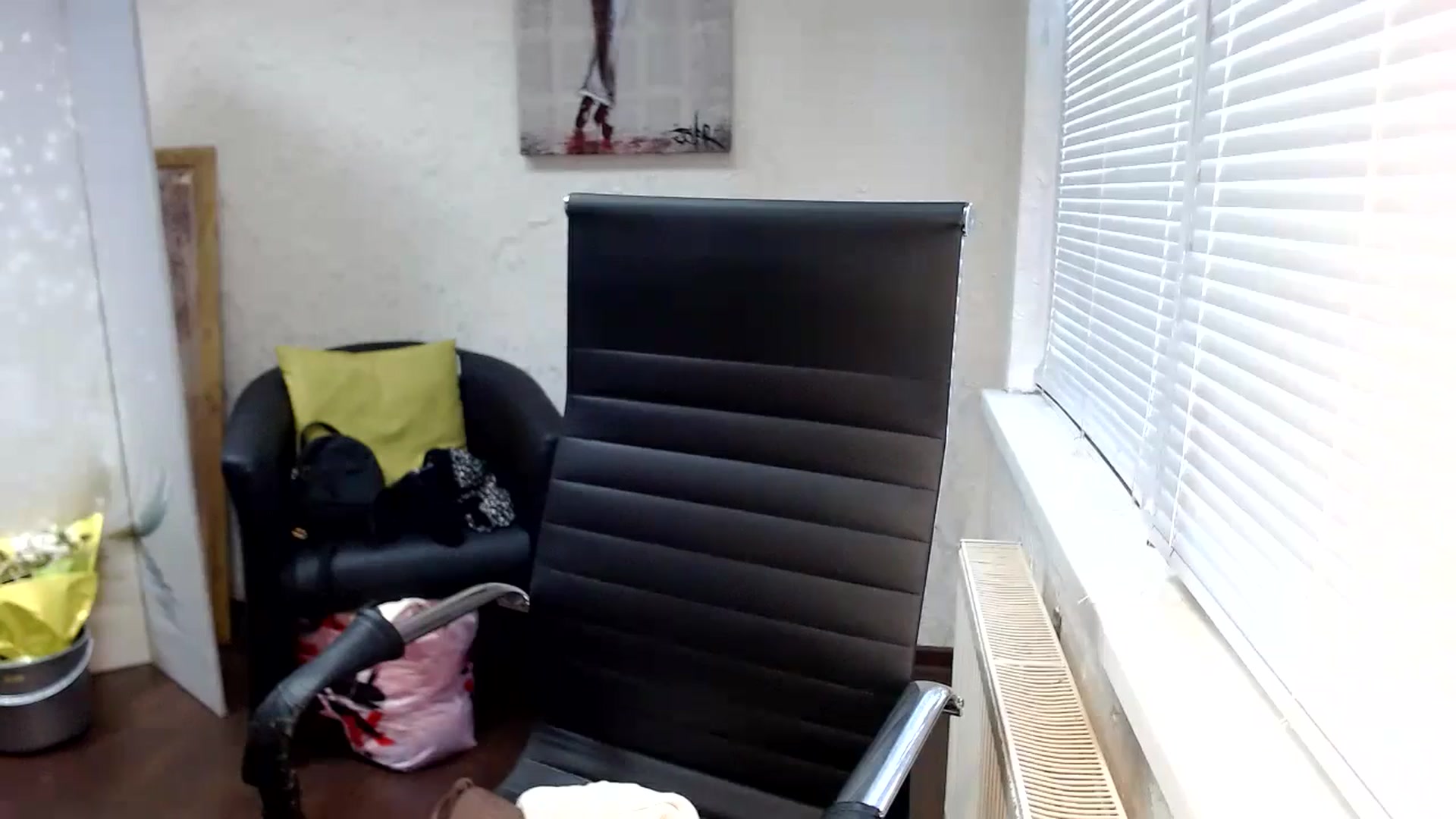 Gallery image thumbnail from SweetArinaA's myfreecams stream on, 08/18/2024, 15:49 image 3 of 20