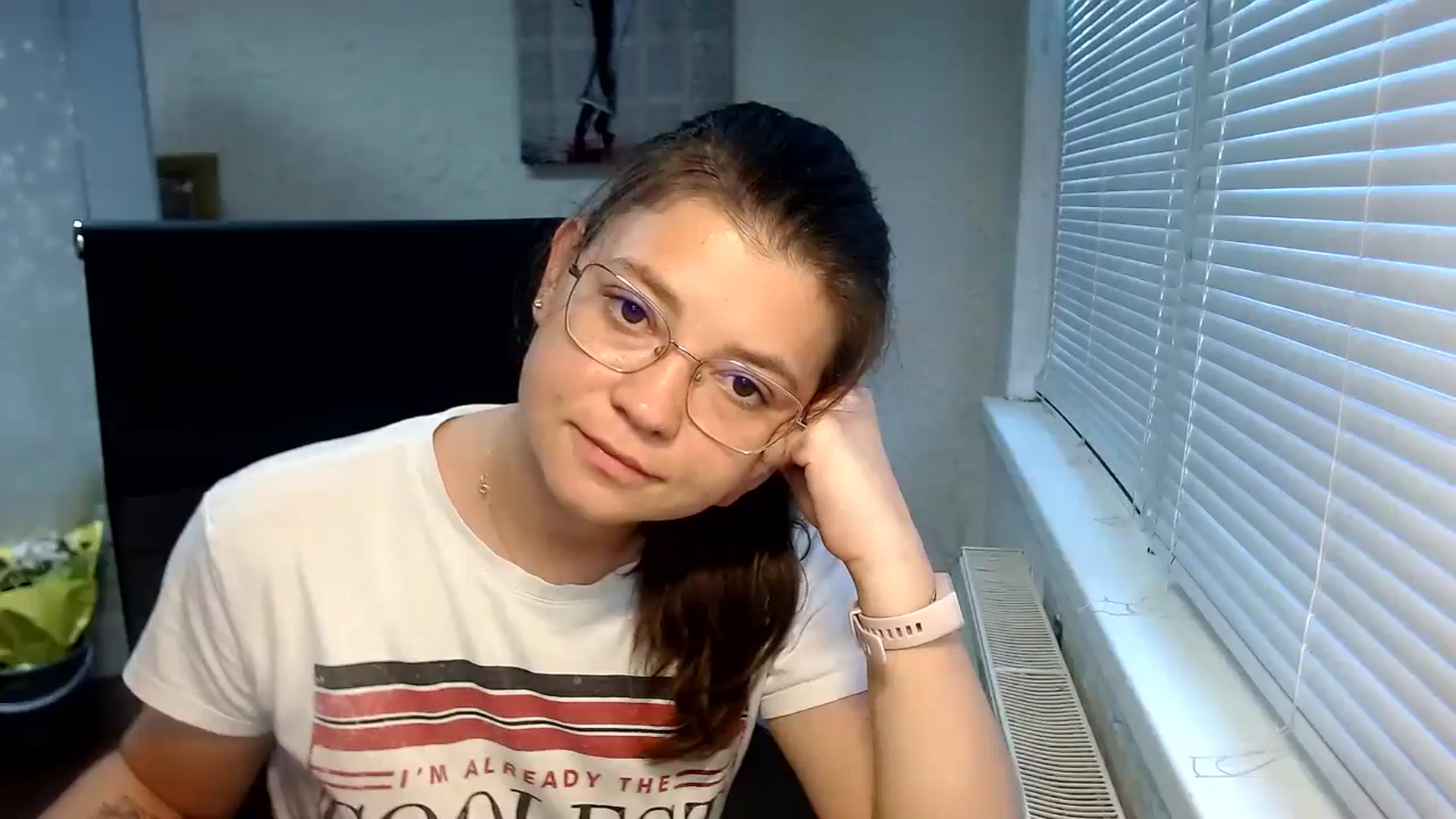 Gallery image thumbnail from SweetArinaA's myfreecams stream on, 08/18/2024, 15:49 image 18 of 20