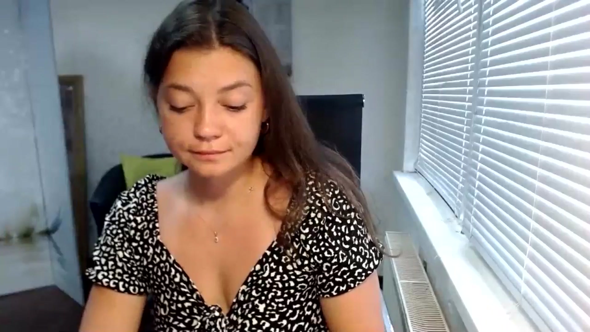 Gallery image thumbnail from SweetArinaA's myfreecams stream on, 08/31/2024, 15:22 image 9 of 20