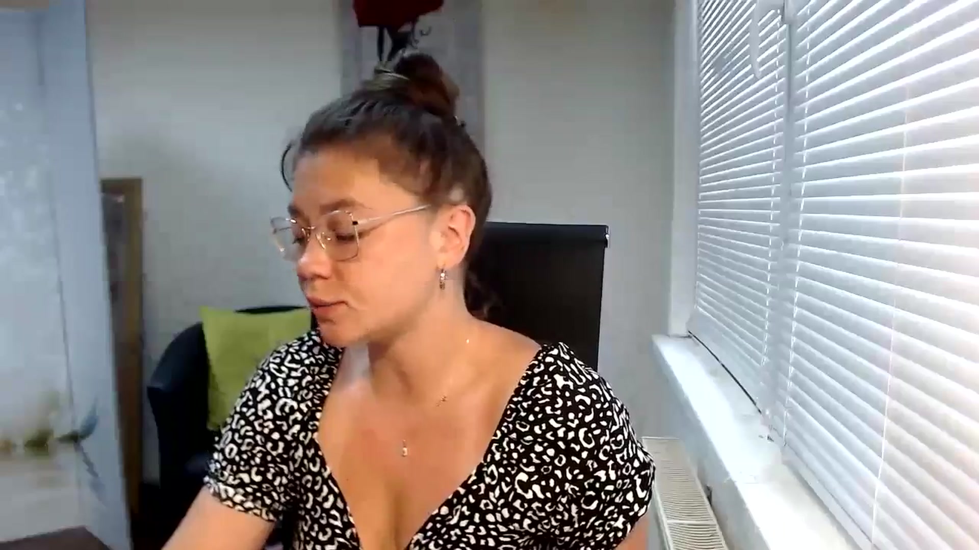 Gallery image thumbnail from SweetArinaA's myfreecams stream on, 08/31/2024, 16:04 image 20 of 20
