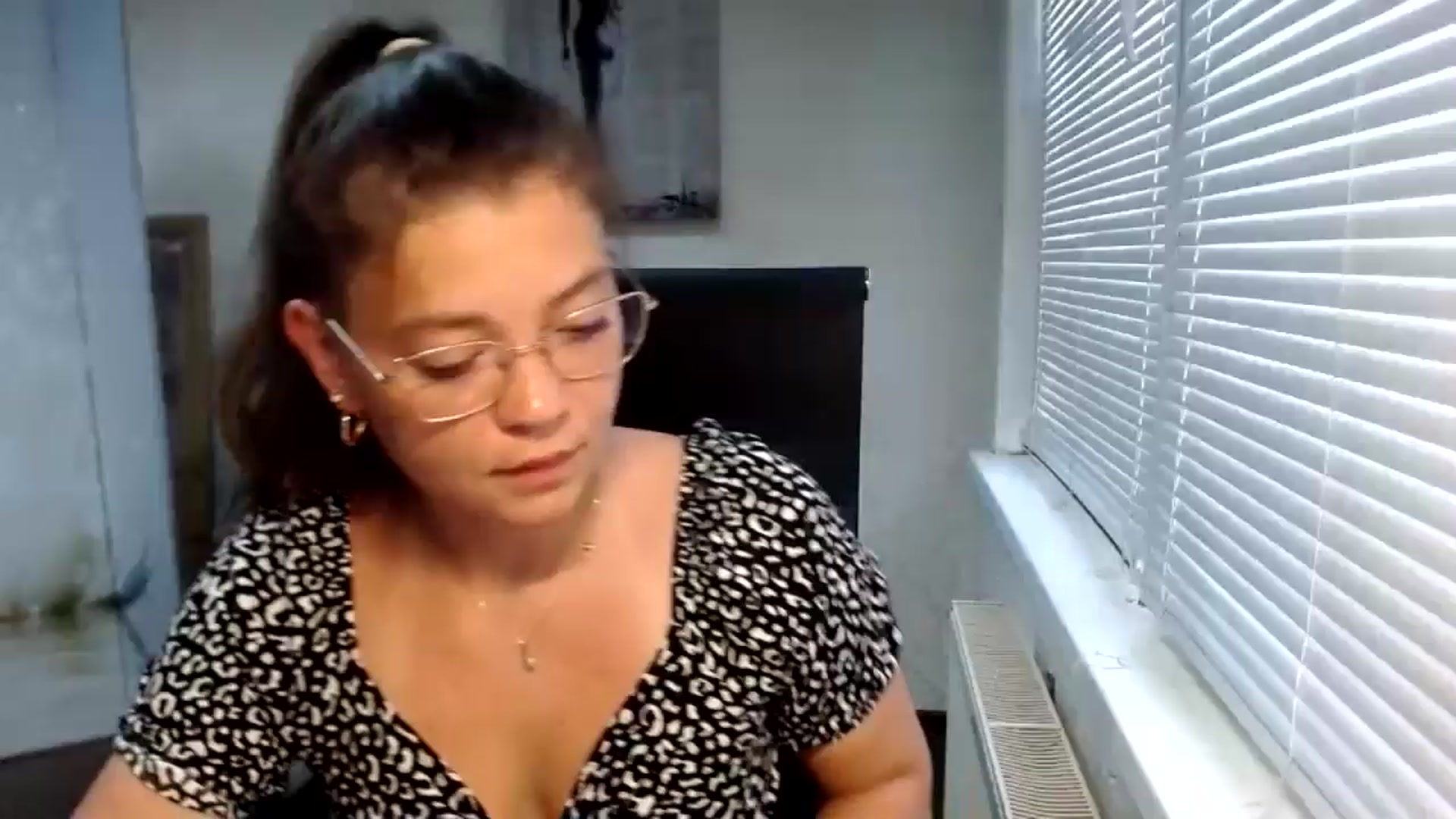 Gallery image thumbnail from SweetArinaA's myfreecams stream on, 08/31/2024, 16:04 image 1 of 20