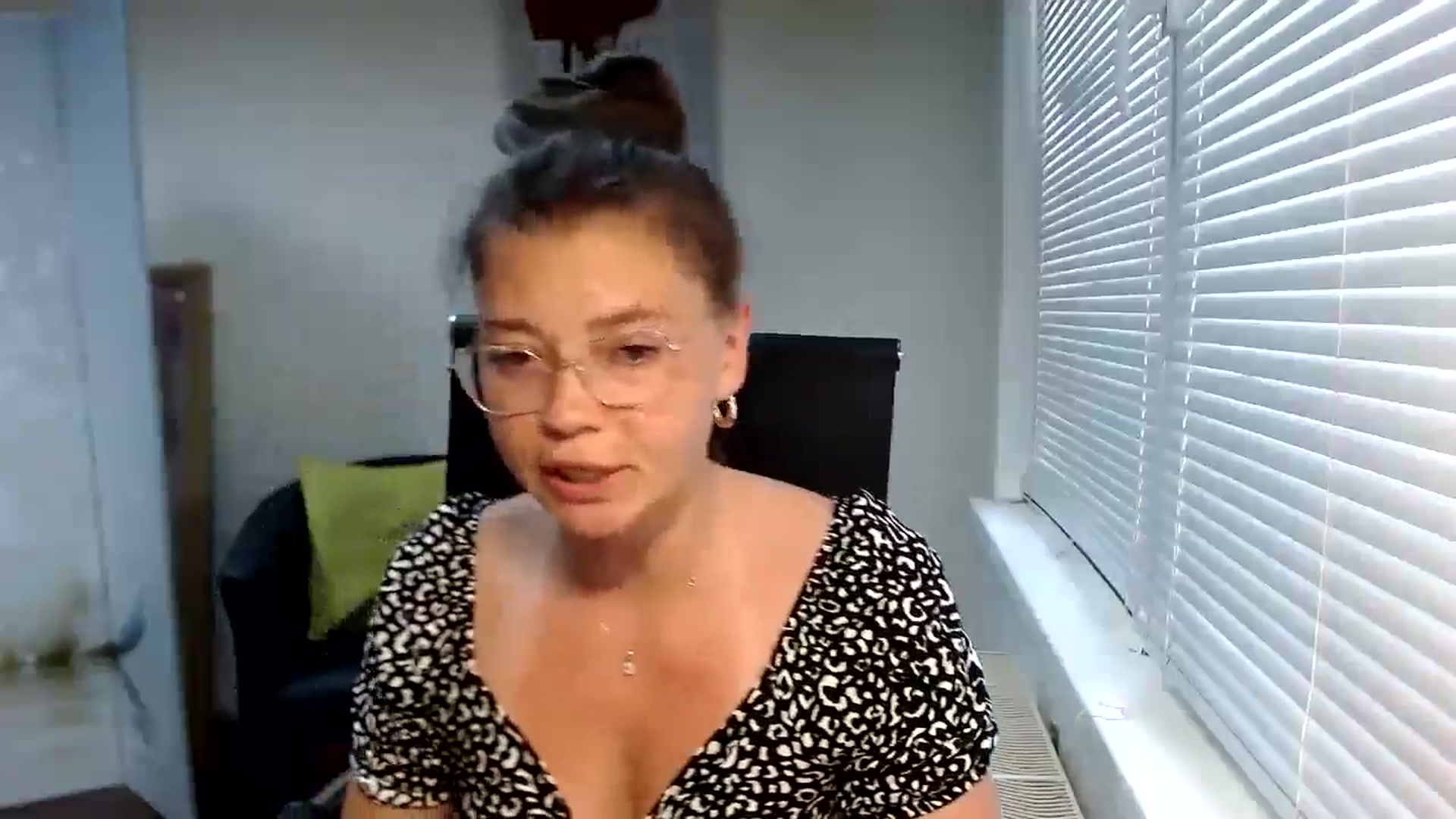 Gallery image thumbnail from SweetArinaA's myfreecams stream on, 08/31/2024, 16:04 image 19 of 20