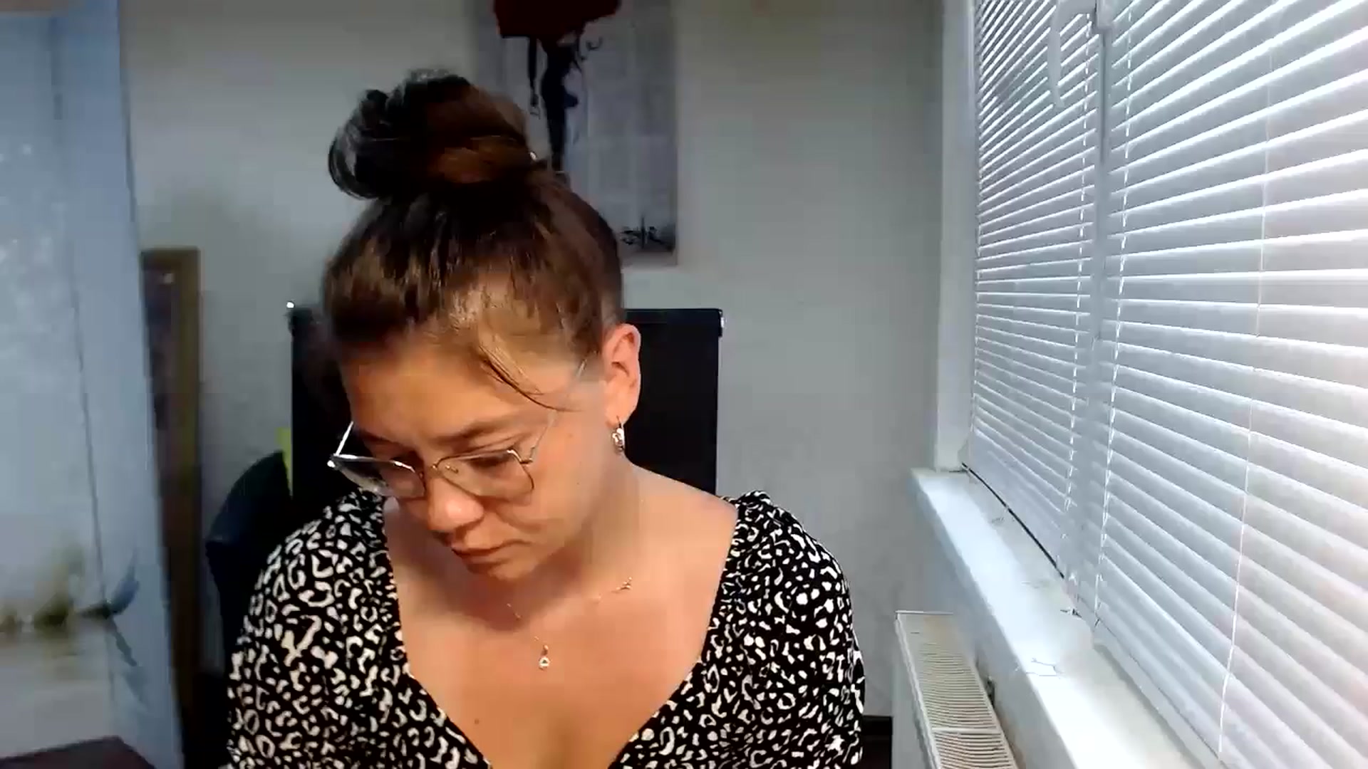 Gallery image thumbnail from SweetArinaA's myfreecams stream on, 08/31/2024, 16:04 image 16 of 20