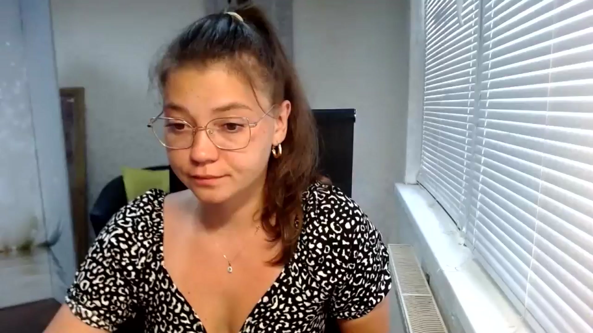 Gallery image thumbnail from SweetArinaA's myfreecams stream on, 08/31/2024, 16:04 image 4 of 20