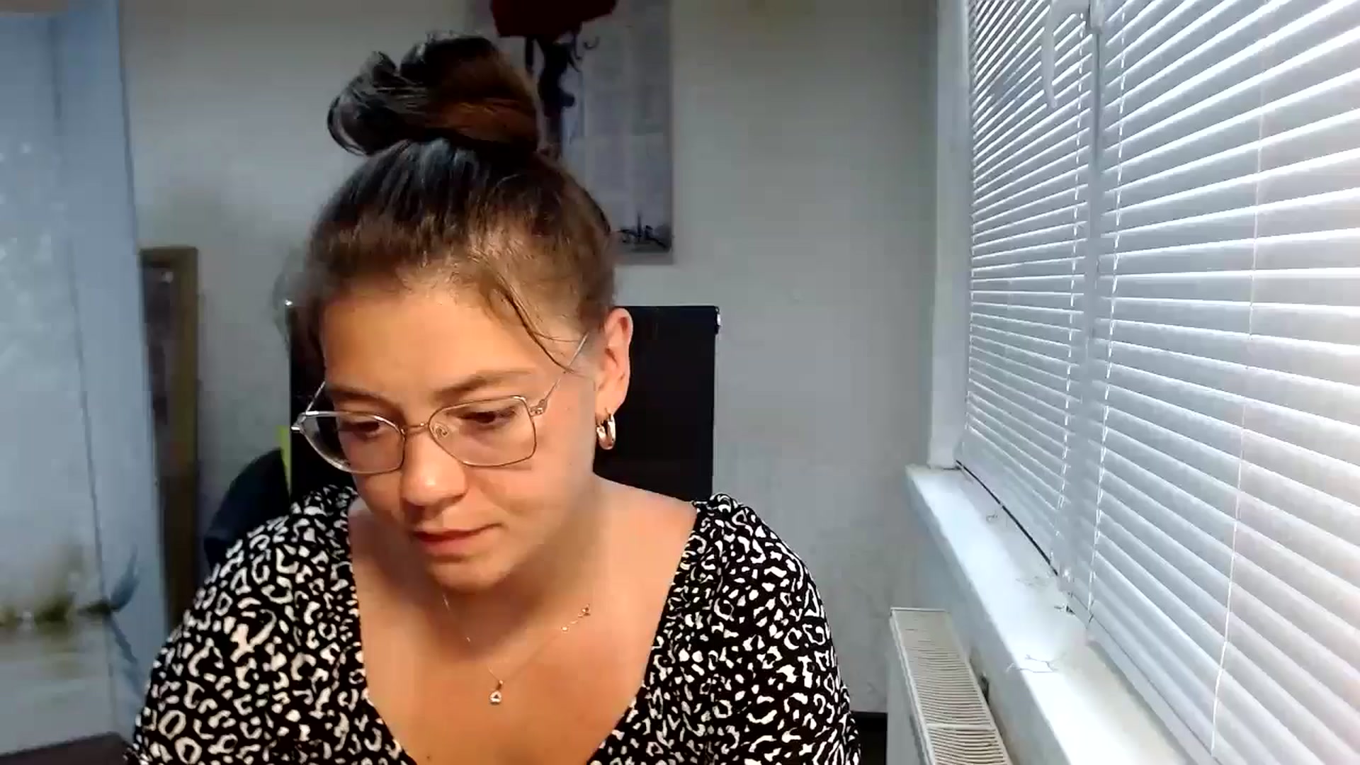 Gallery image thumbnail from SweetArinaA's myfreecams stream on, 08/31/2024, 16:04 image 15 of 20