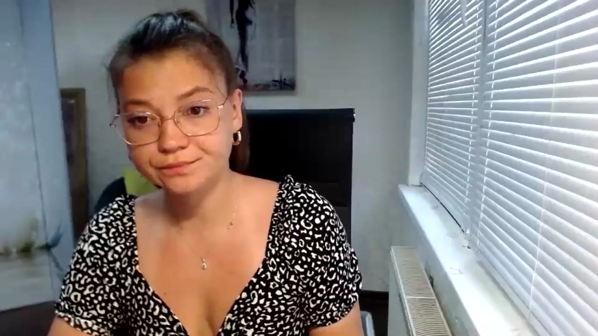 Gallery image thumbnail from SweetArinaA's myfreecams stream on, 08/31/2024, 16:04 image 2 of 20