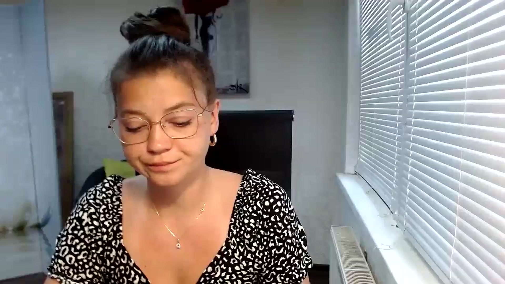 Gallery image thumbnail from SweetArinaA's myfreecams stream on, 08/31/2024, 16:04 image 10 of 20