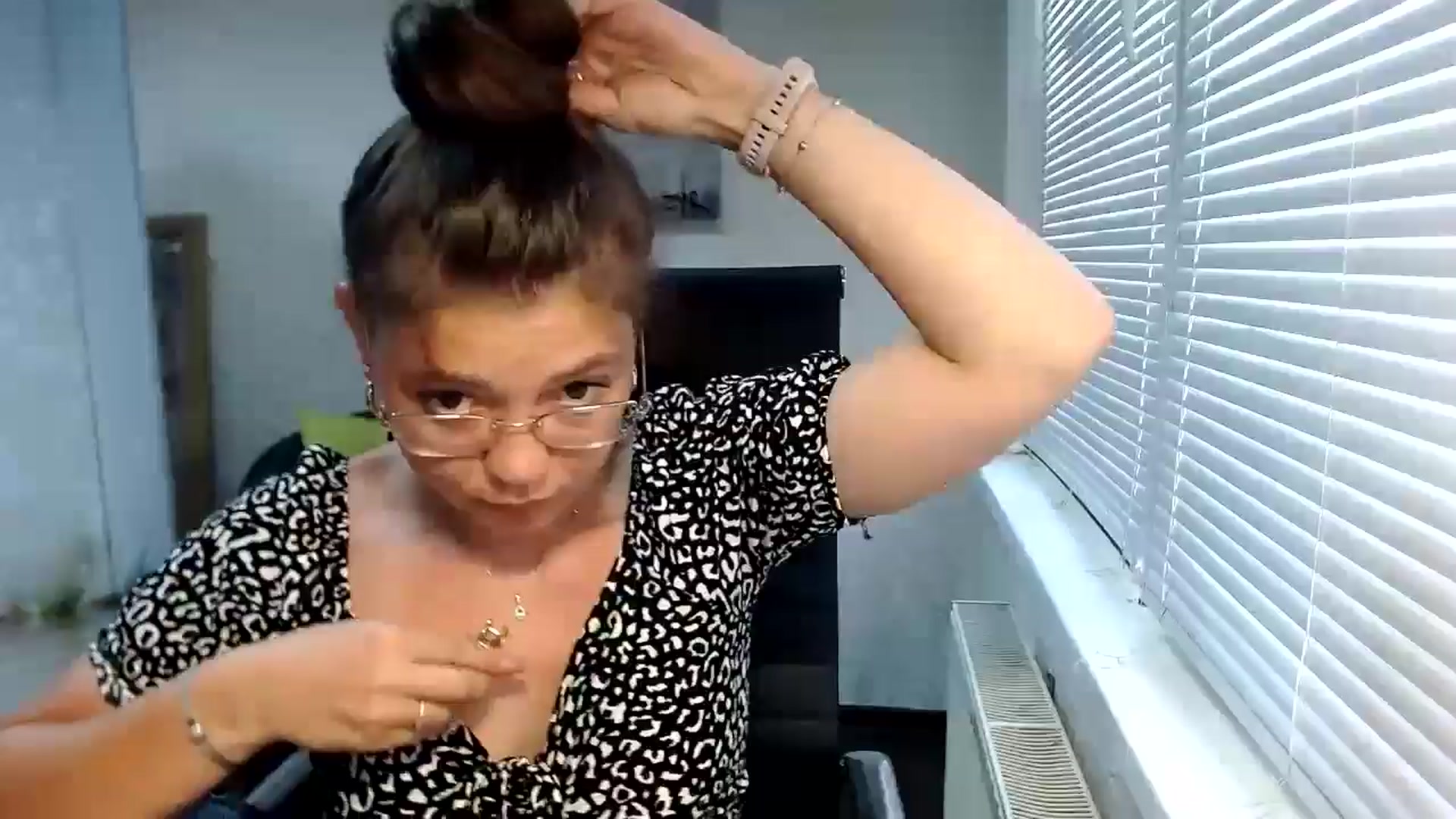 Gallery image thumbnail from SweetArinaA's myfreecams stream on, 08/31/2024, 16:04 image 6 of 20