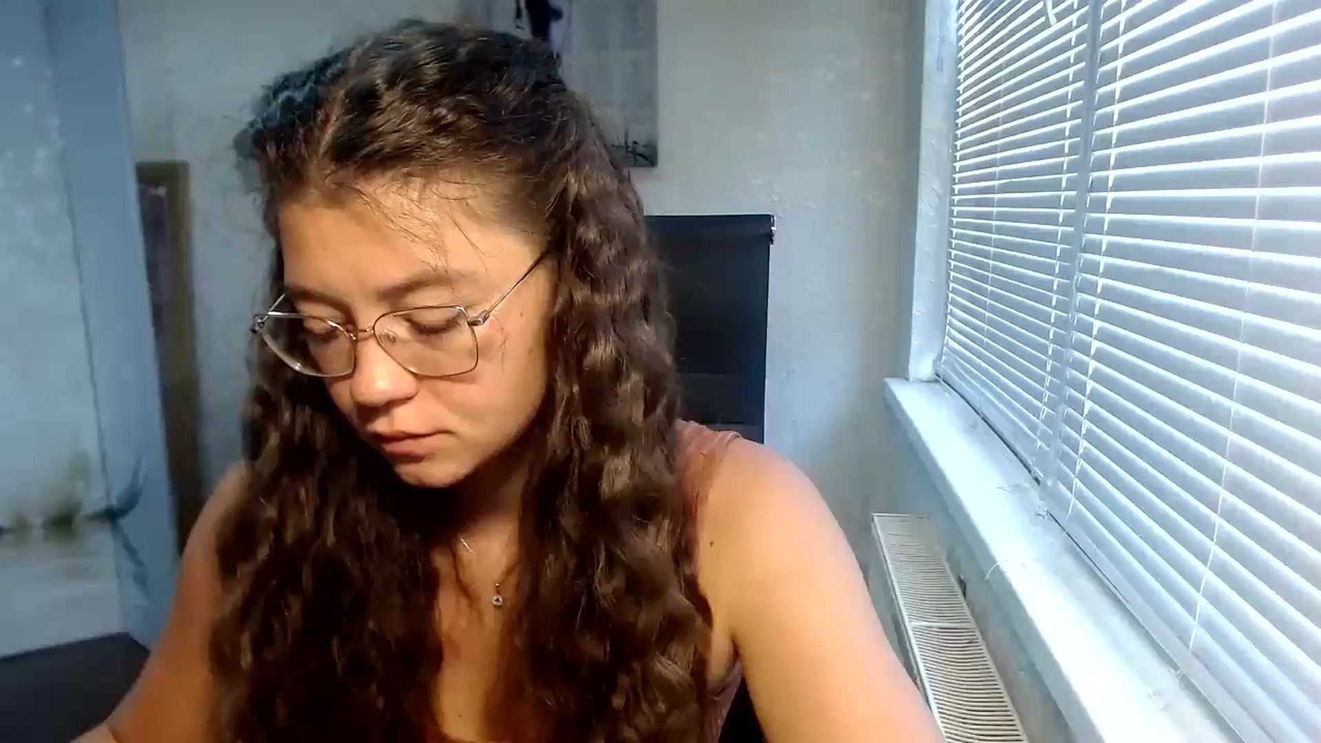 Gallery image thumbnail from SweetArinaA's myfreecams stream on, 09/09/2024, 07:45 image 4 of 20