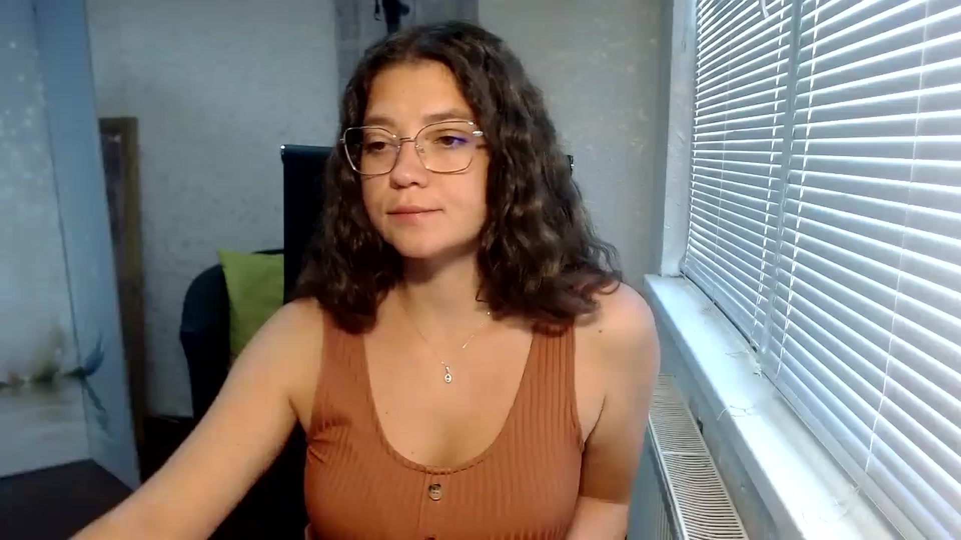 Gallery image thumbnail from SweetArinaA's myfreecams stream on, 09/09/2024, 09:56 image 12 of 20